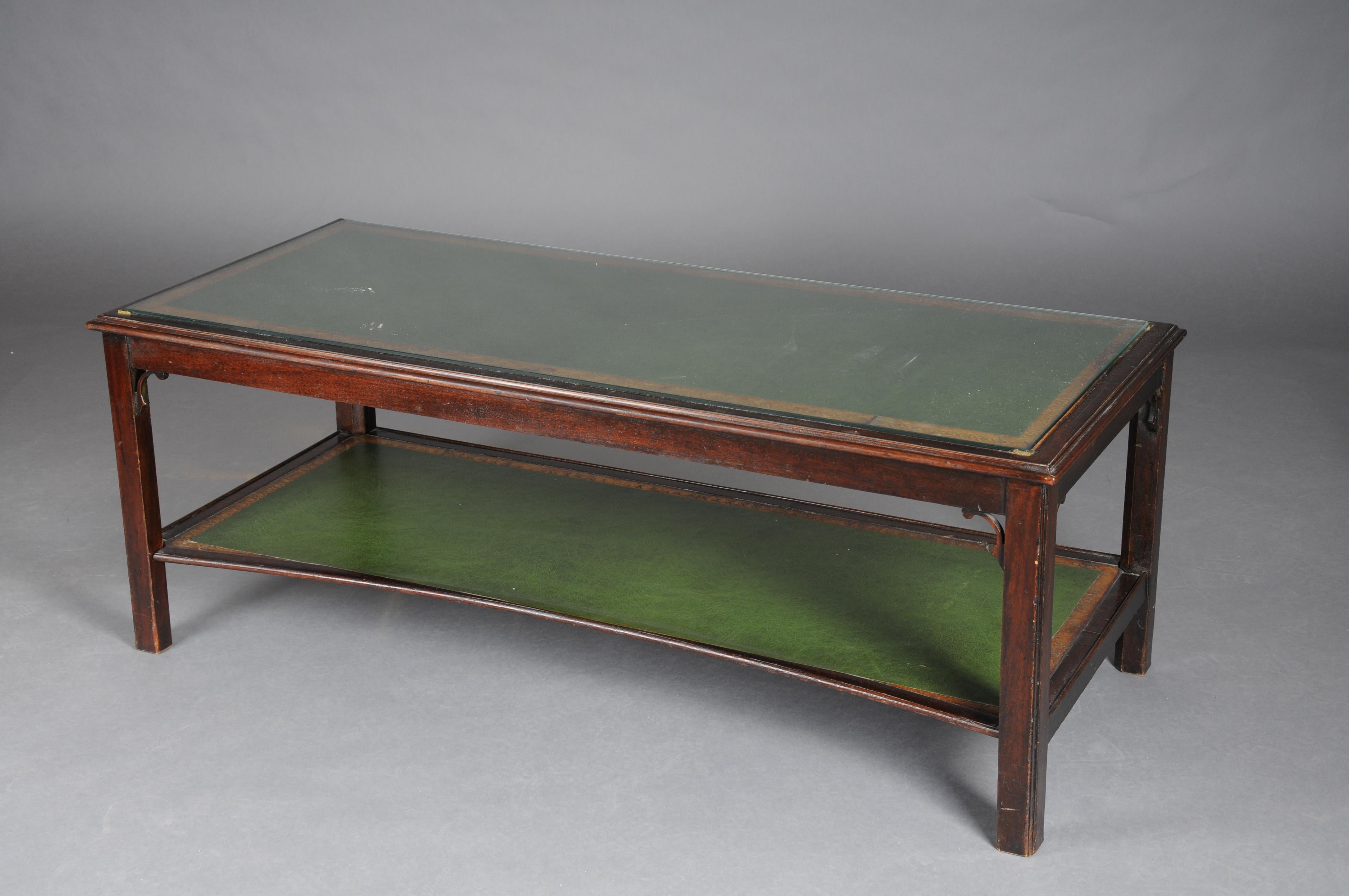 early 20th Century Classicist English Coffee Table Leather Top For Sale 3