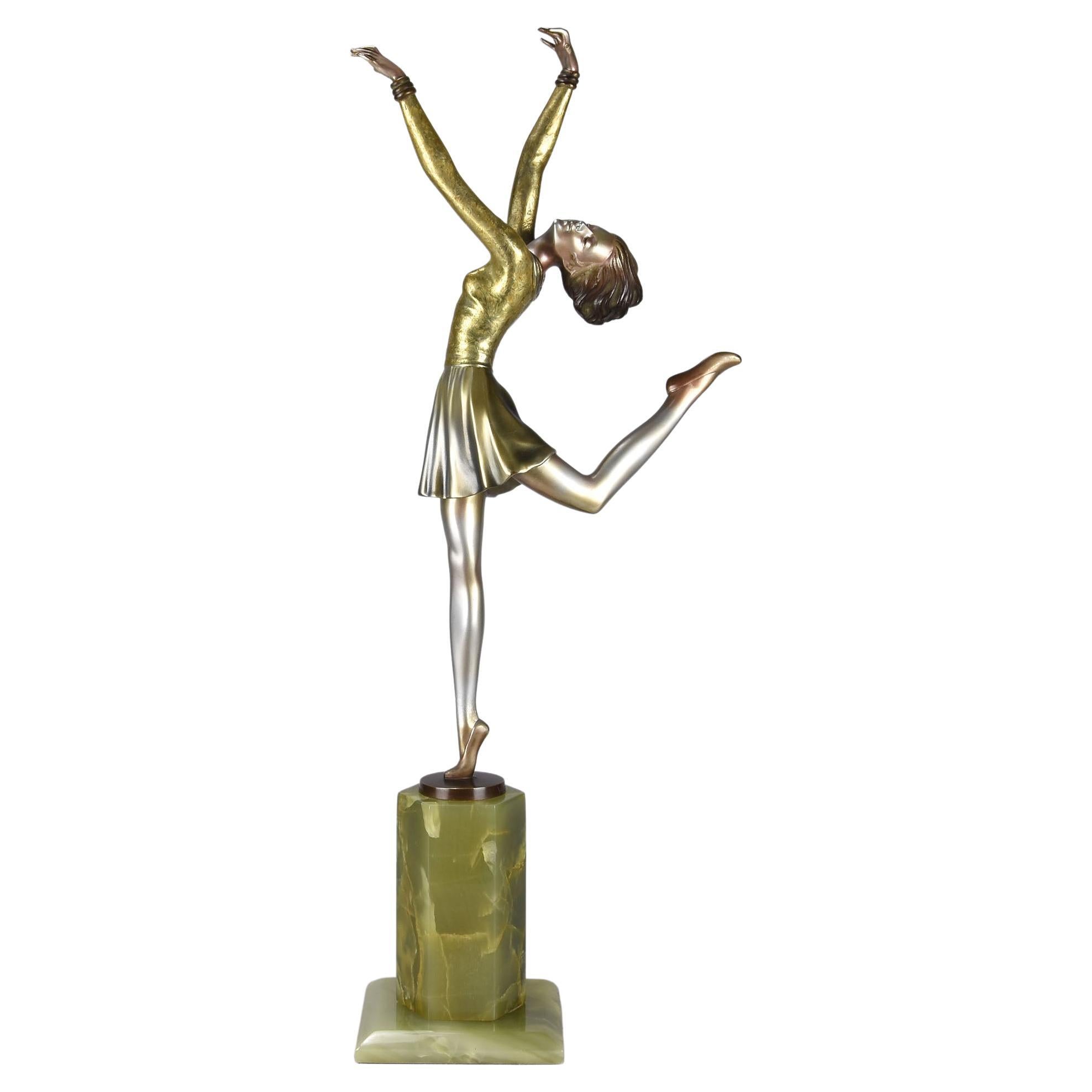 Kalt bemalte Bronze des frühen 20. Jahrhunderts mit dem Titel „Art déco-Tänzer“ von Lorenzl
