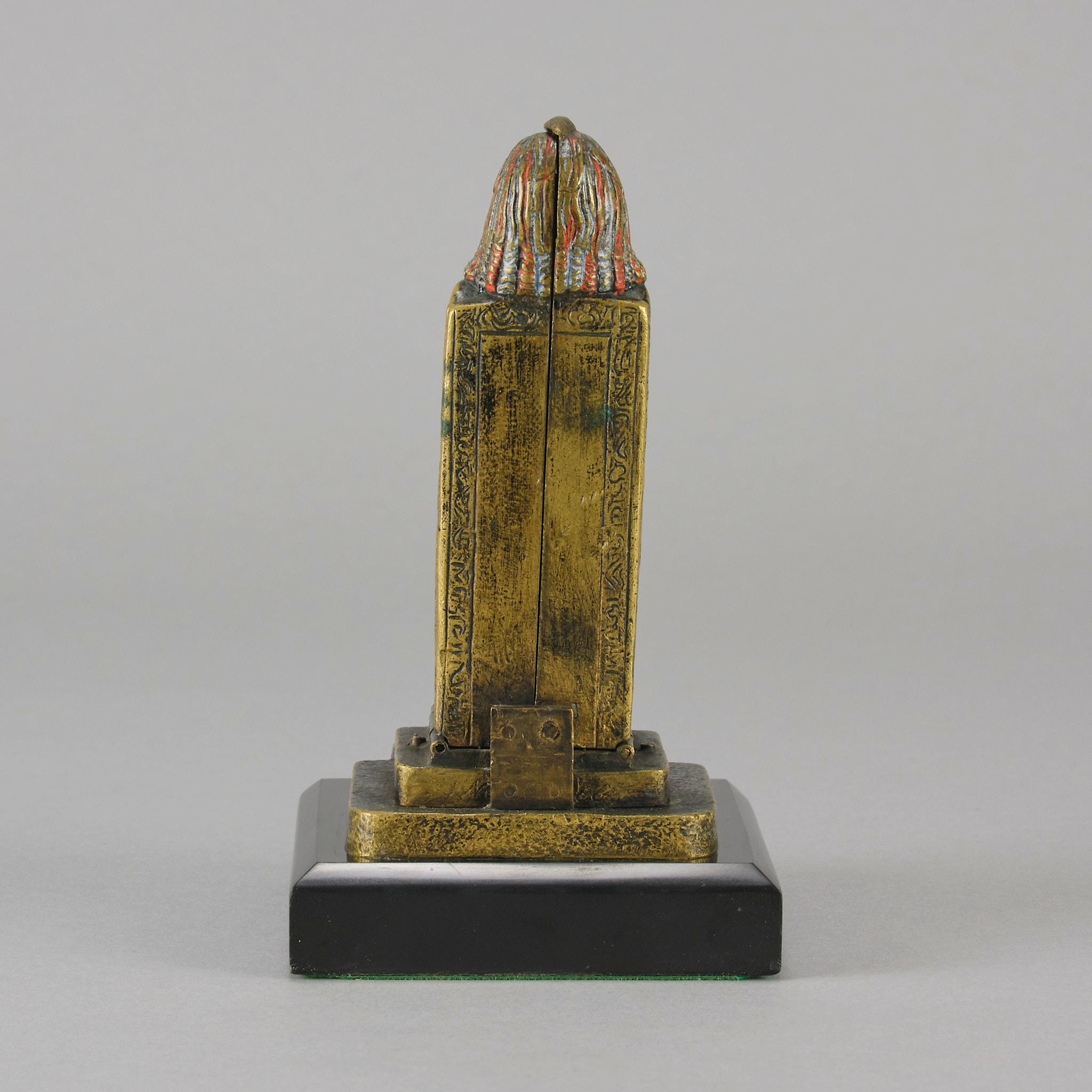 Cold-bemalte Bronze des frühen 20. Jahrhunderts mit dem Titel Ägyptische Gottheit von Franz Bergman im Angebot 2
