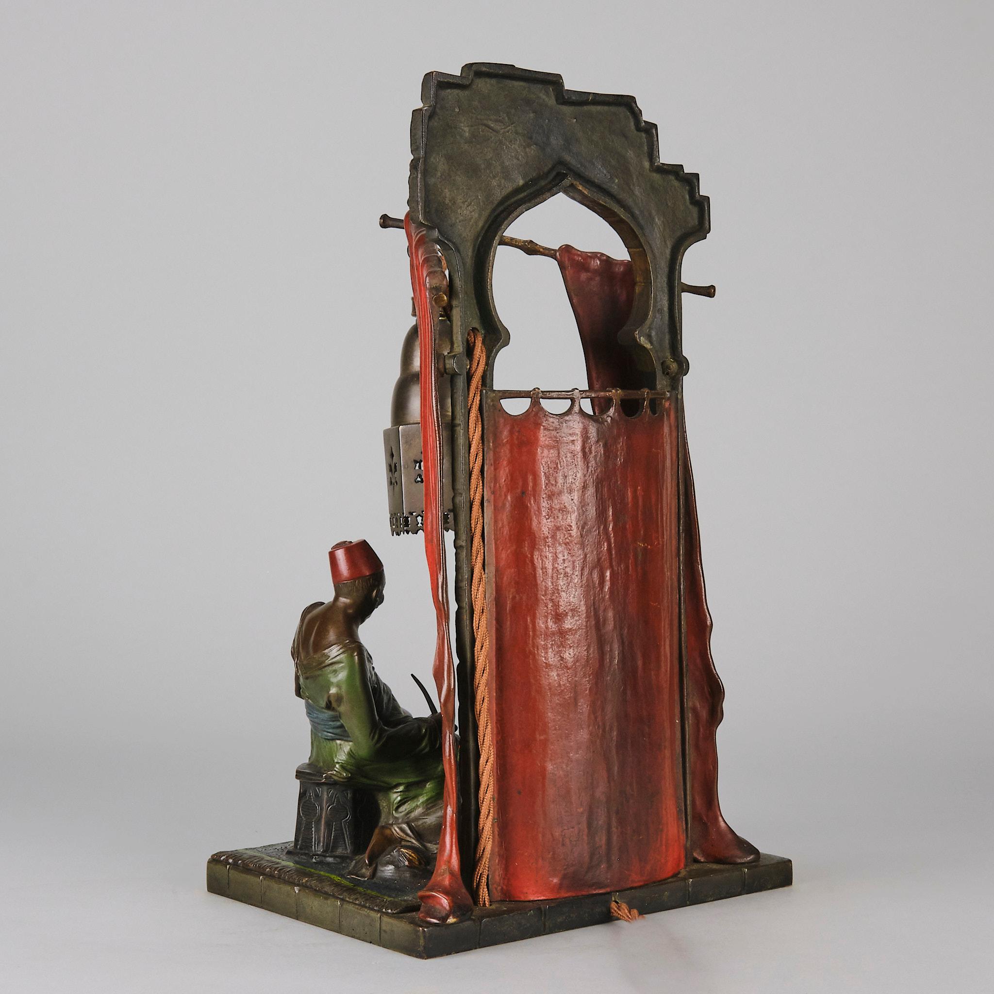 20ième siècle  Lampe en bronze peinte à froid intitulée « Harem Lamp » par Bruno Zach, début du XXe siècle en vente