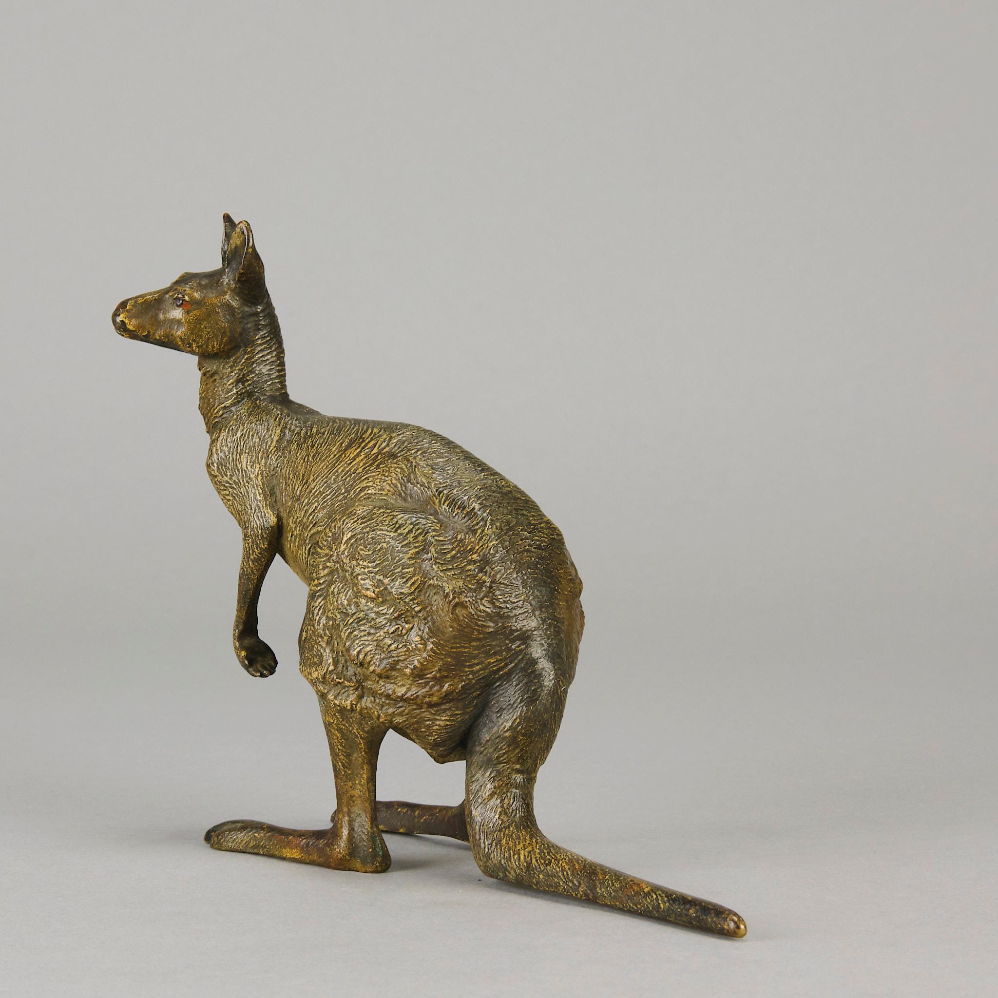 Cold-bemalte Bronze des frühen 20. Jahrhunderts mit dem Titel „Kangaroo“ von Franz Bergman im Angebot 4