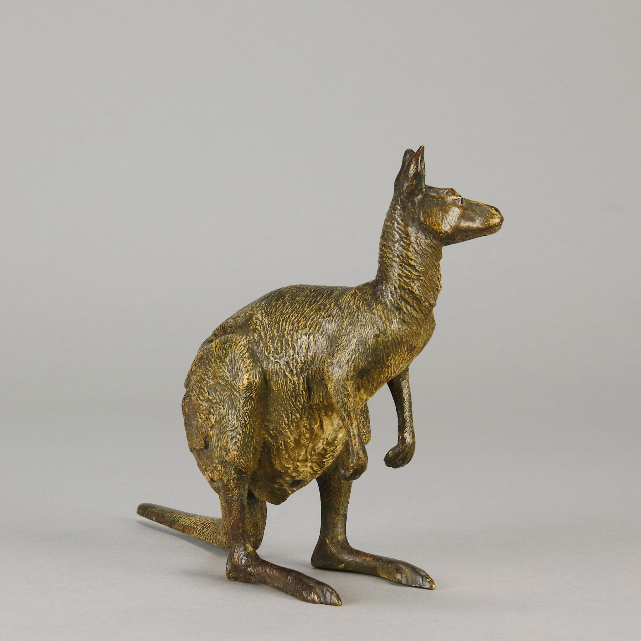 Cold-bemalte Bronze des frühen 20. Jahrhunderts mit dem Titel „Kangaroo“ von Franz Bergman im Zustand „Gut“ im Angebot in London, GB