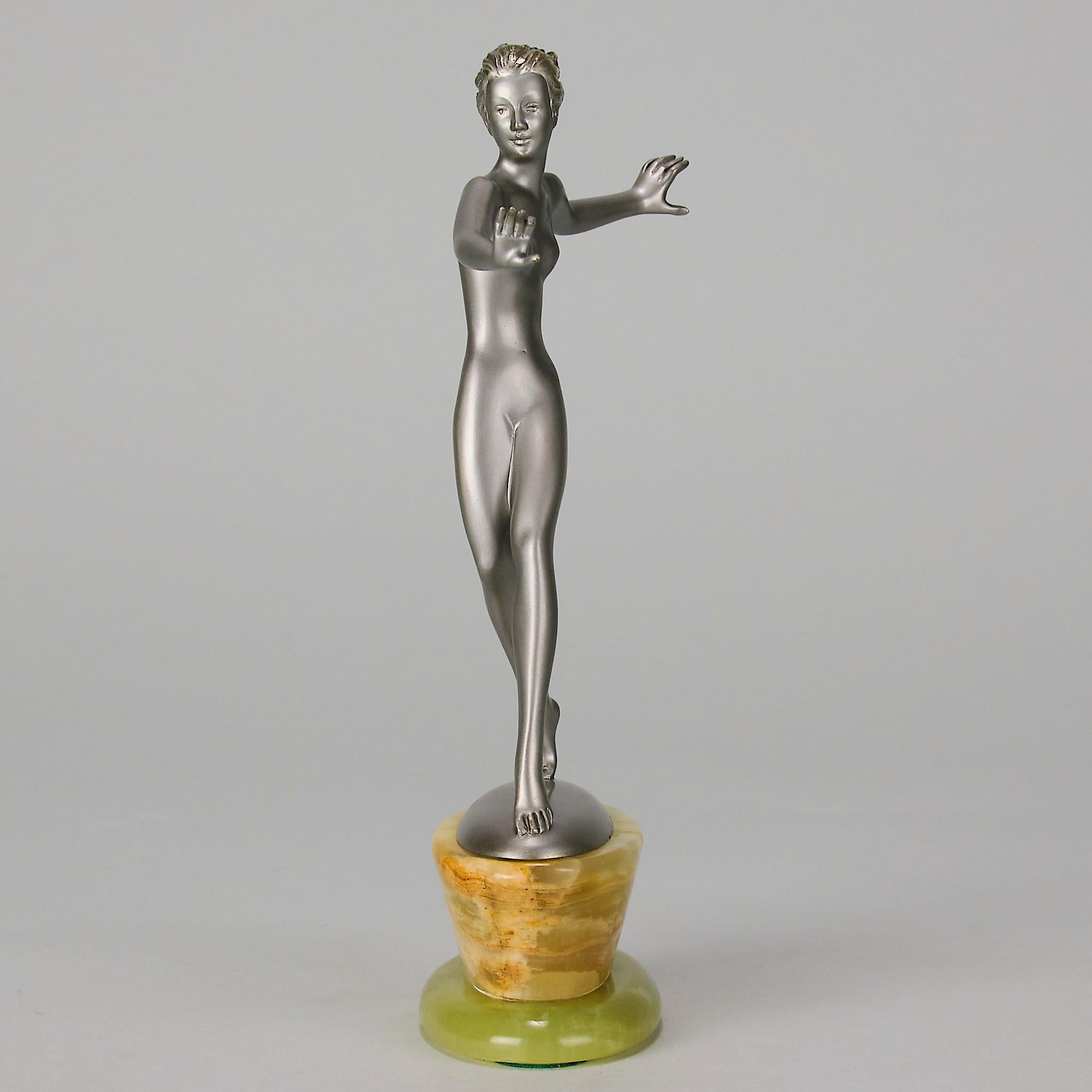 Cold-bemalte Bronze des frühen 20. Jahrhunderts mit dem Titel „Veronica“ von Josef Lorenzl (Österreichisch) im Angebot