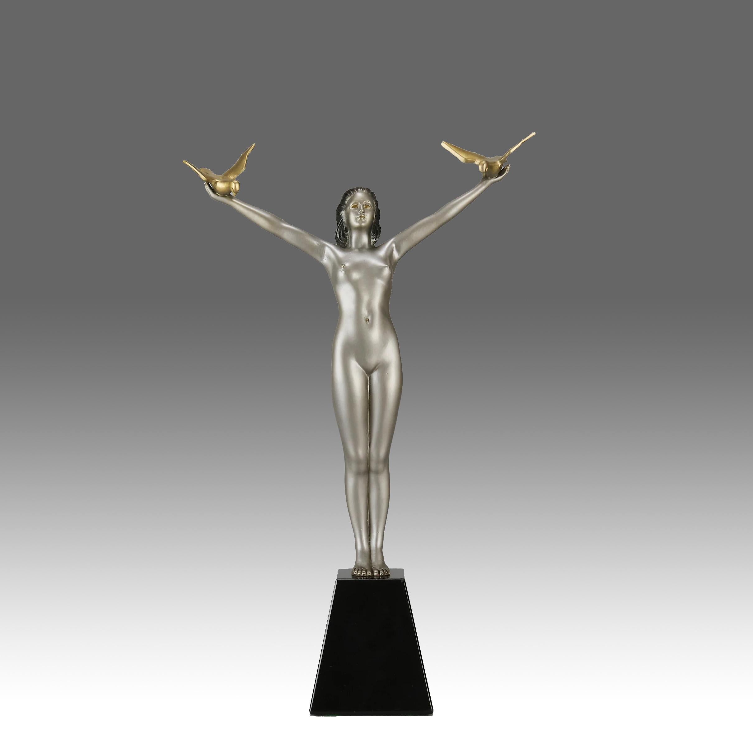 Una figura in bronzo Artistics dipinta a freddo in argento e smalto, di grande impatto visivo, che rappresenta un soggetto particolarmente raro dell'opera di questo famoso artista. Il bronzo ha un meraviglioso colore profondo e un eccellente