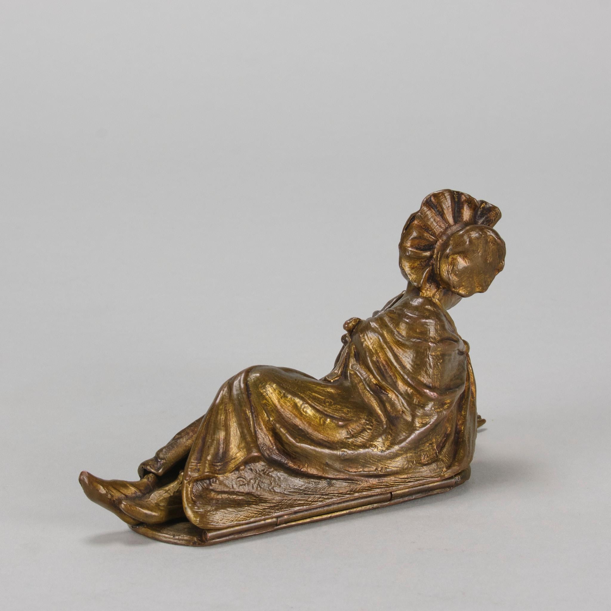 Américain Dame couchée