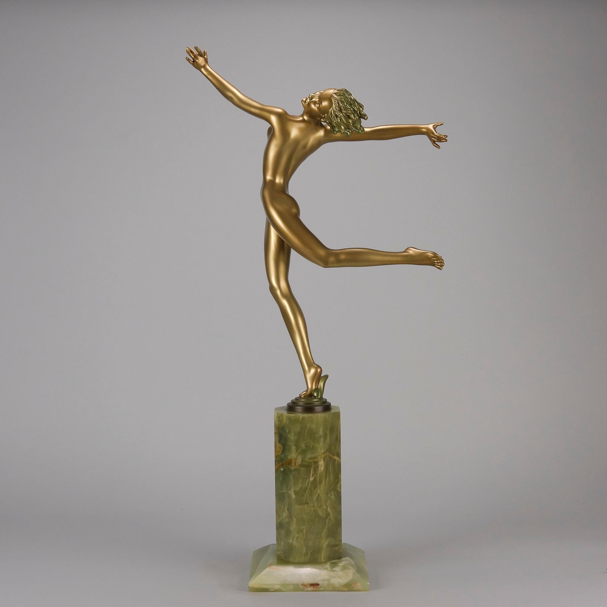 Cold-bemalte Bronzeskulptur „Deco-Tänzer“ aus dem frühen 20. Jahrhundert von Josef Lorenzl (Art déco) im Angebot