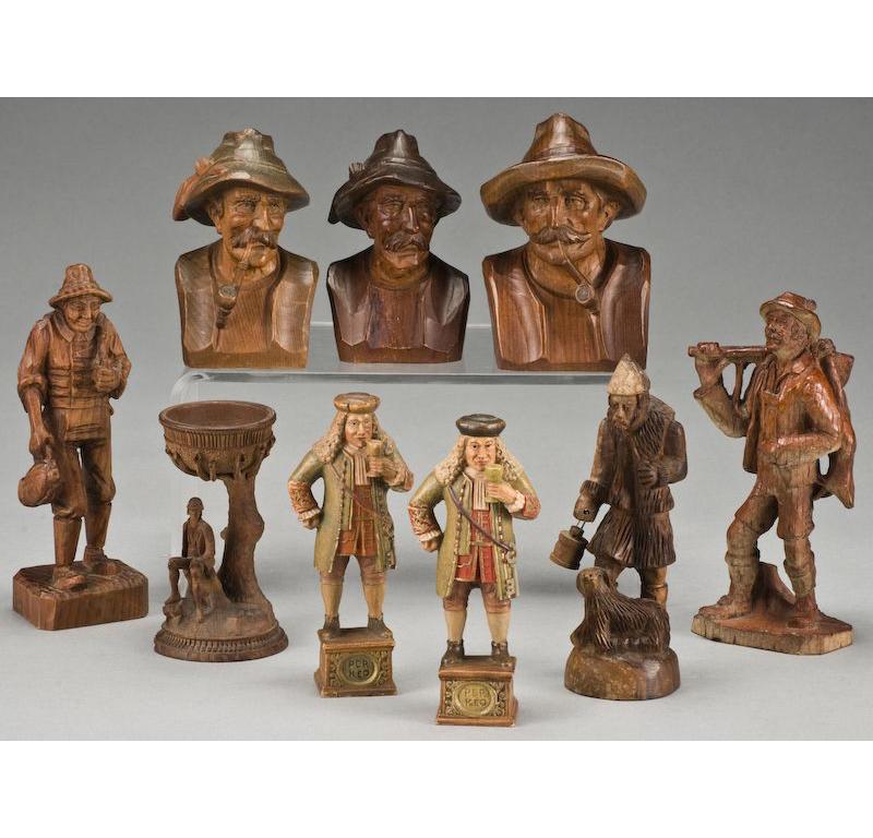 Early 20th Century Collection of Swiss Black Forest Carved Wood Figures & Busts In Good Condition In Dallas, TX
