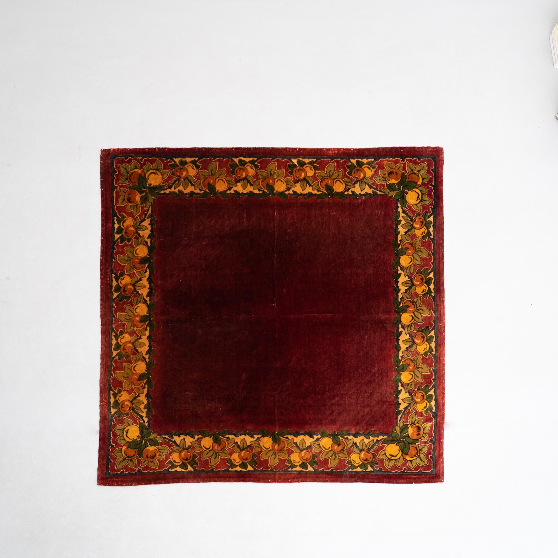 Tapisserie française en couleurs du début du 20e siècle

Fabricant inconnu.
Depuis la France

En état d'origine, avec une usure correspondant à l'âge et à l'utilisation, préservant une belle patine.