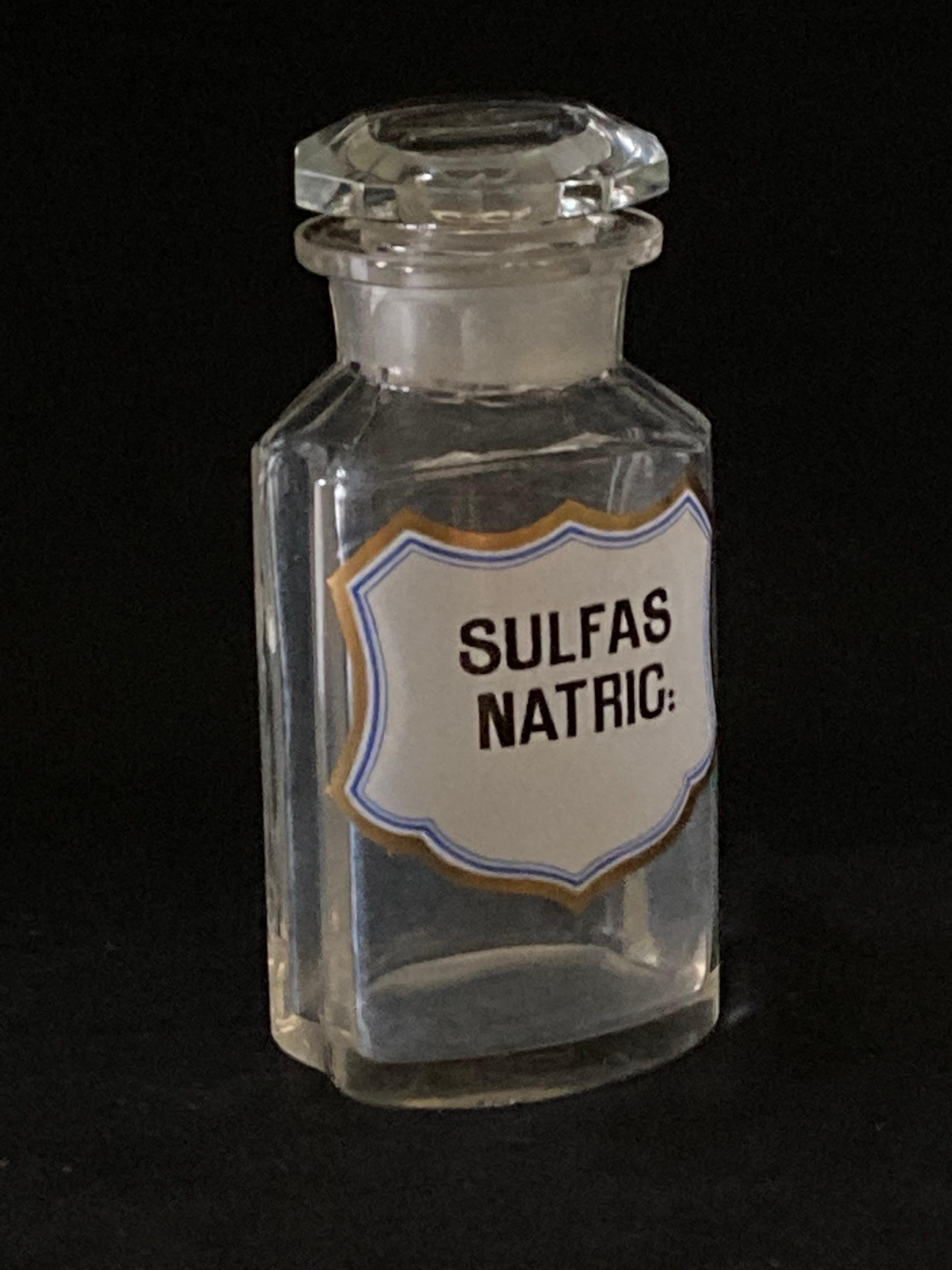 Early 20th Century Continental European Glass Apothecary Bottle In Good Condition In London, GB