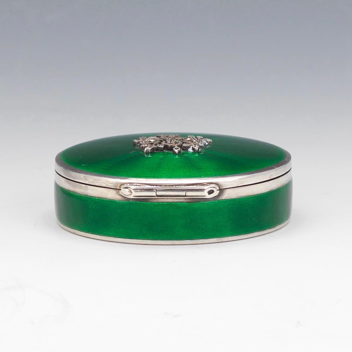 Enameled Early 20th Century Continental Silver Gilt and Green Guilloche Enamel Box
