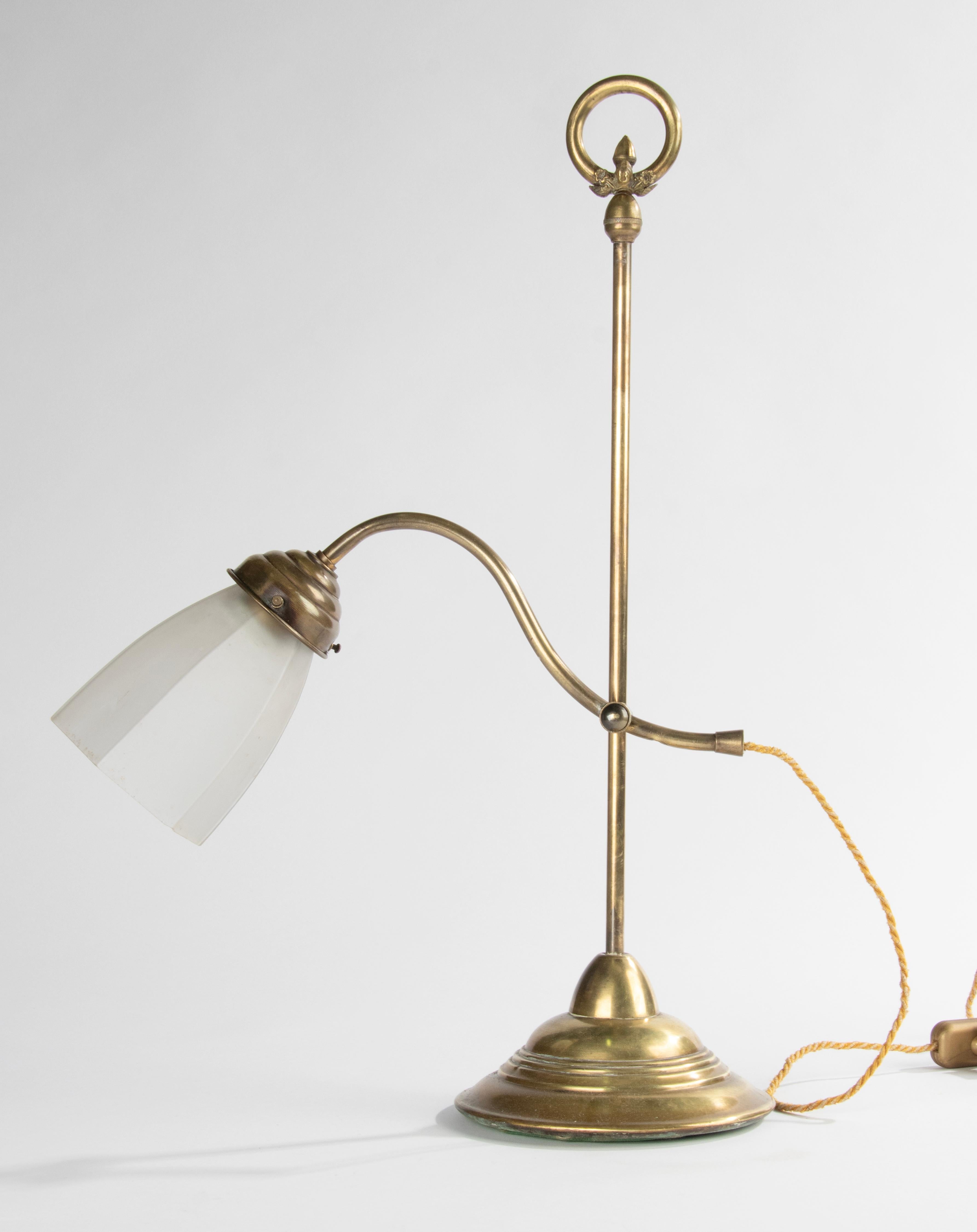 Lampe de bureau réglable en cuivre du début du 20e siècle en vente 6