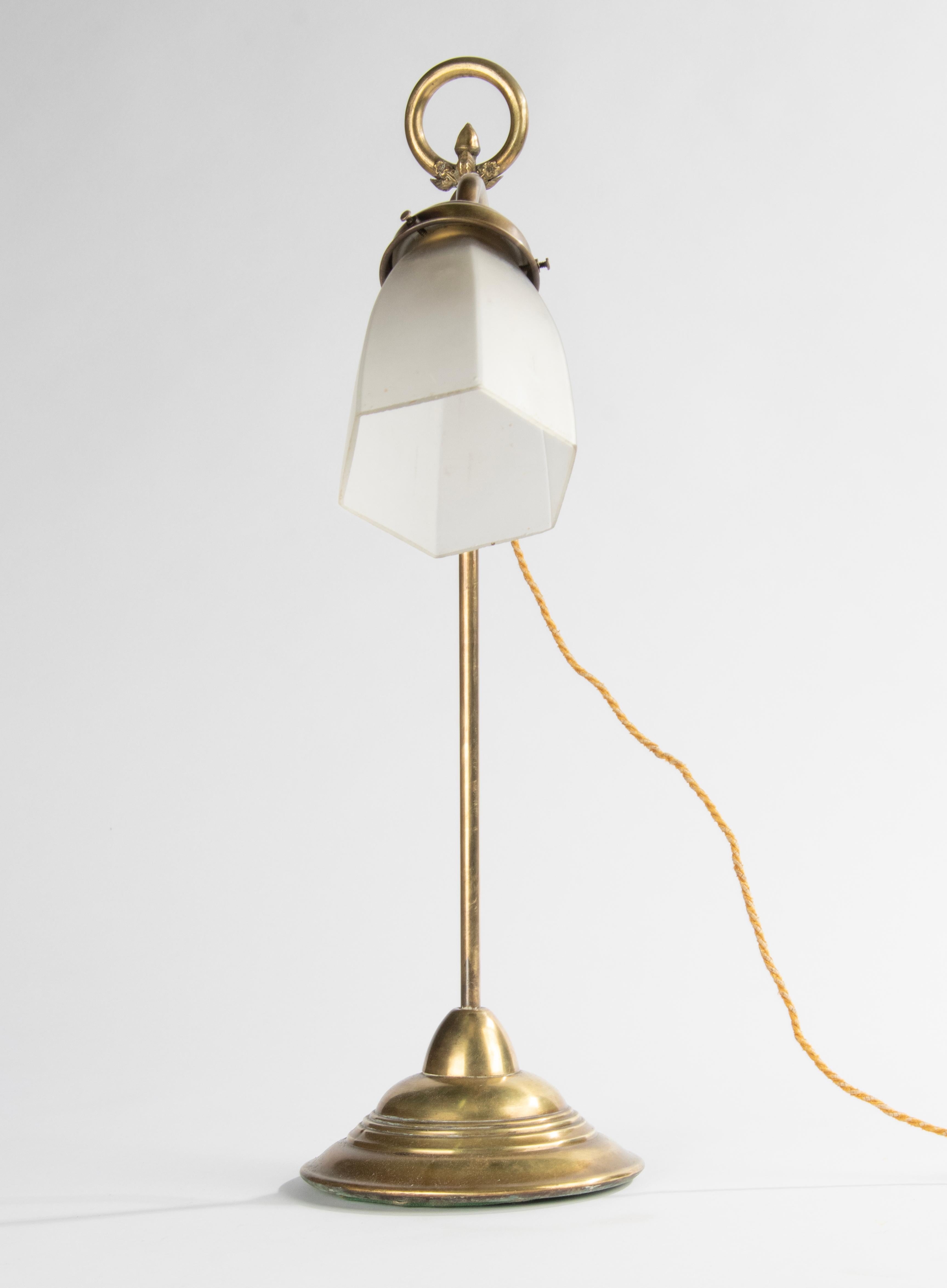 Lampe de bureau réglable en cuivre du début du 20e siècle en vente 11