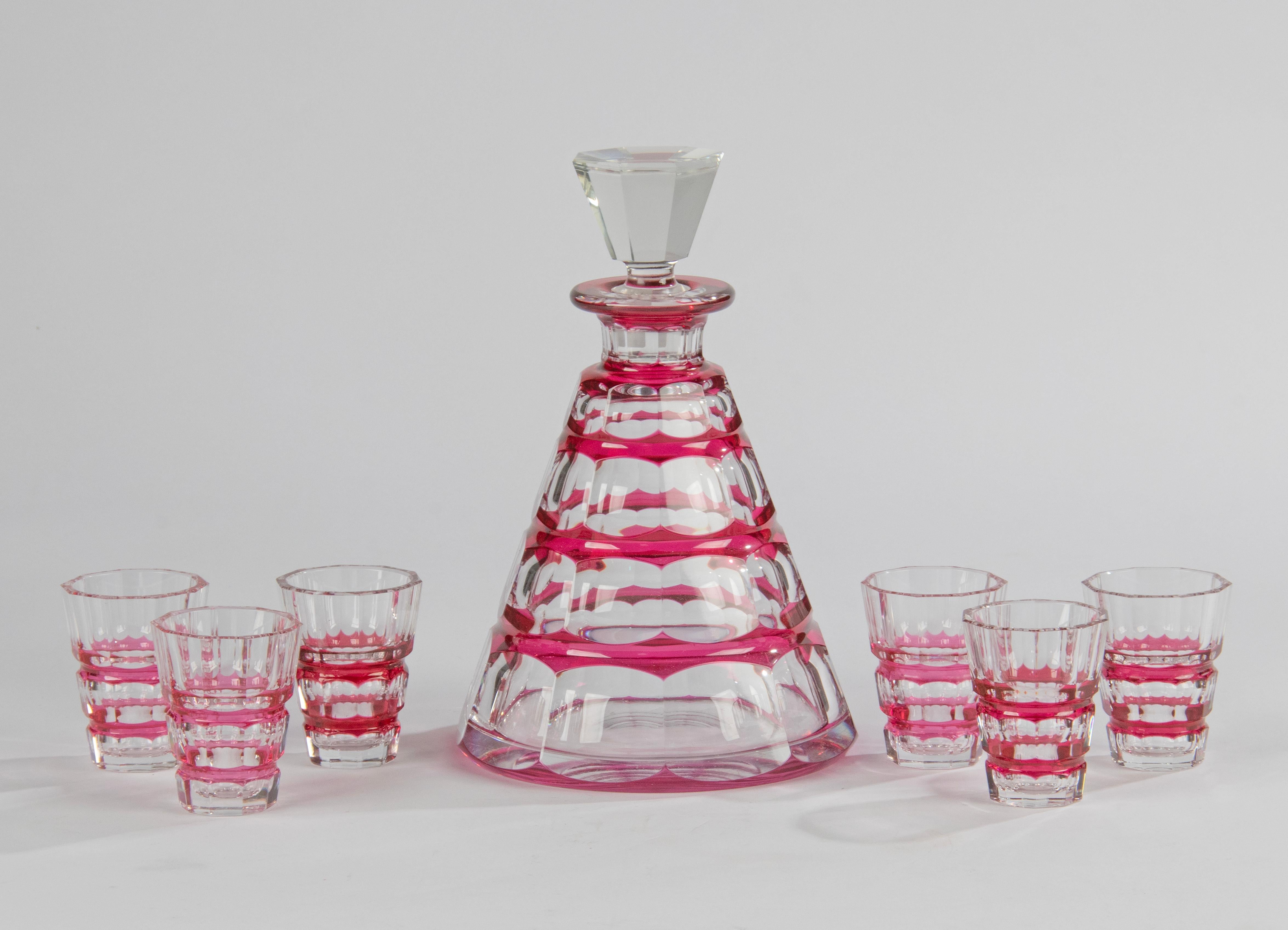 Belgian Early 20th Century Crystal Art Deco Decanter + 6 Glasses - Val Saint Lambert For Sale