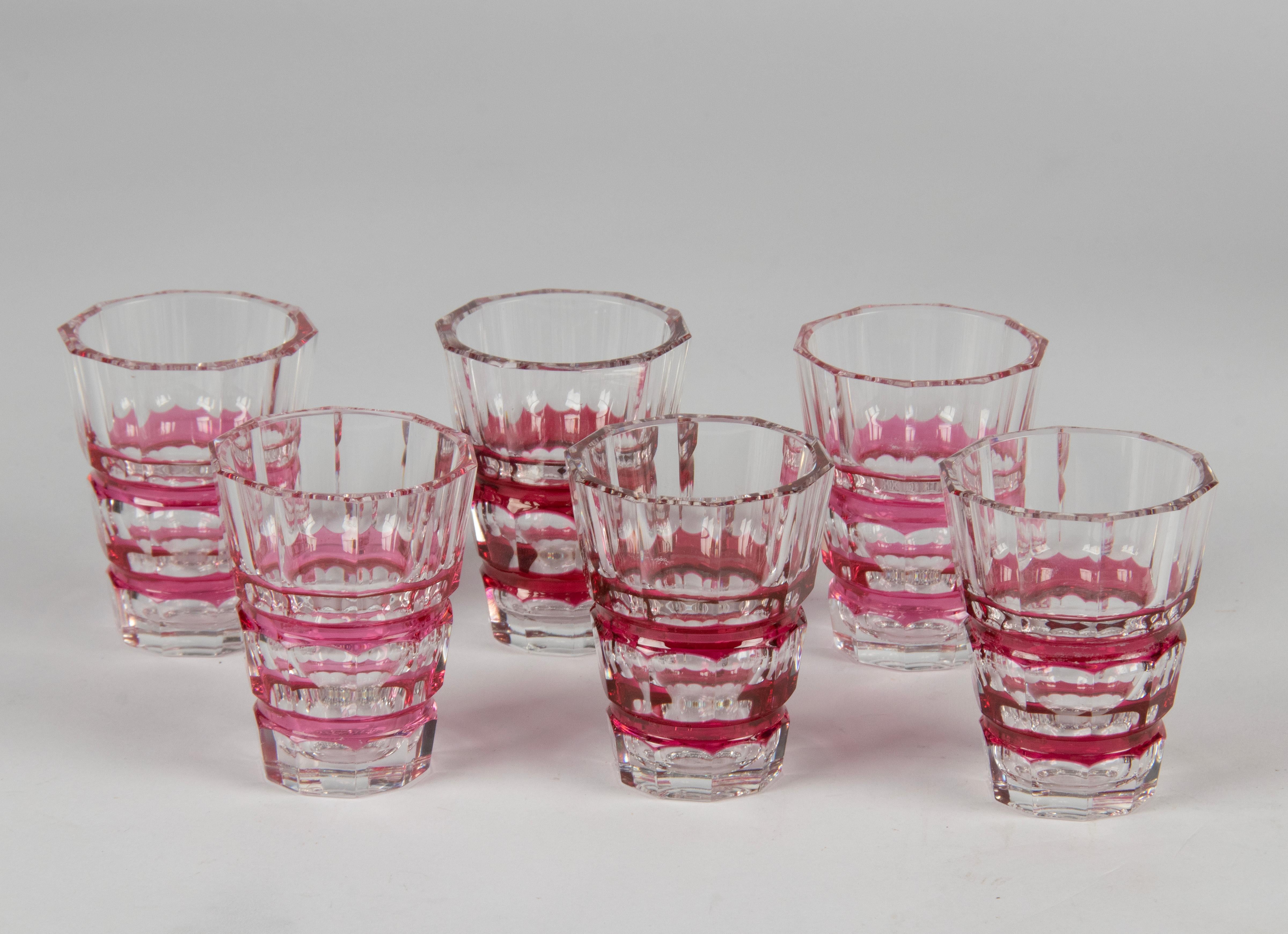 Fait main Carafe Art Déco en cristal du début du 20ème siècle + 6 verres - Val Saint Lambert en vente