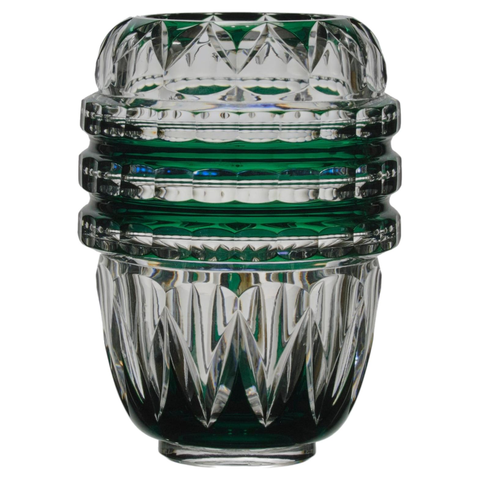«Jarrón verde» de cristal tallado de principios del siglo XX, de Val St Lambert en venta