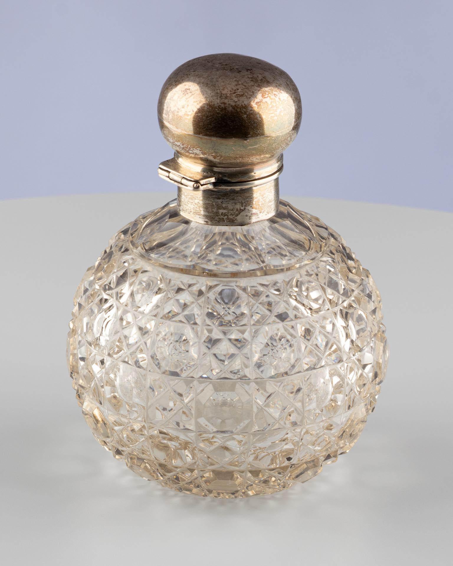 Encrier en verre taillé du début du XXe siècle avec montures en argent, Birmingham, 1905 Bon état - En vente à Greven, DE