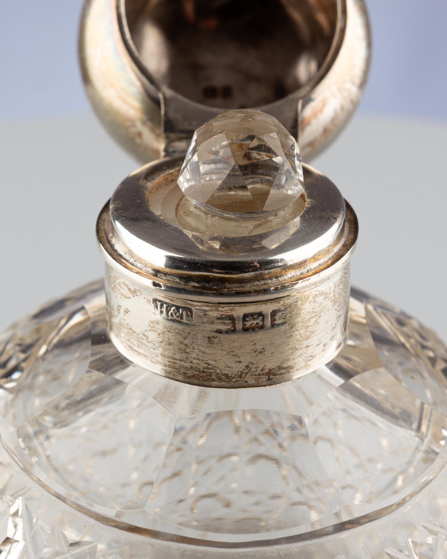Encrier en verre taillé du début du XXe siècle avec montures en argent, Birmingham, 1905 en vente 2