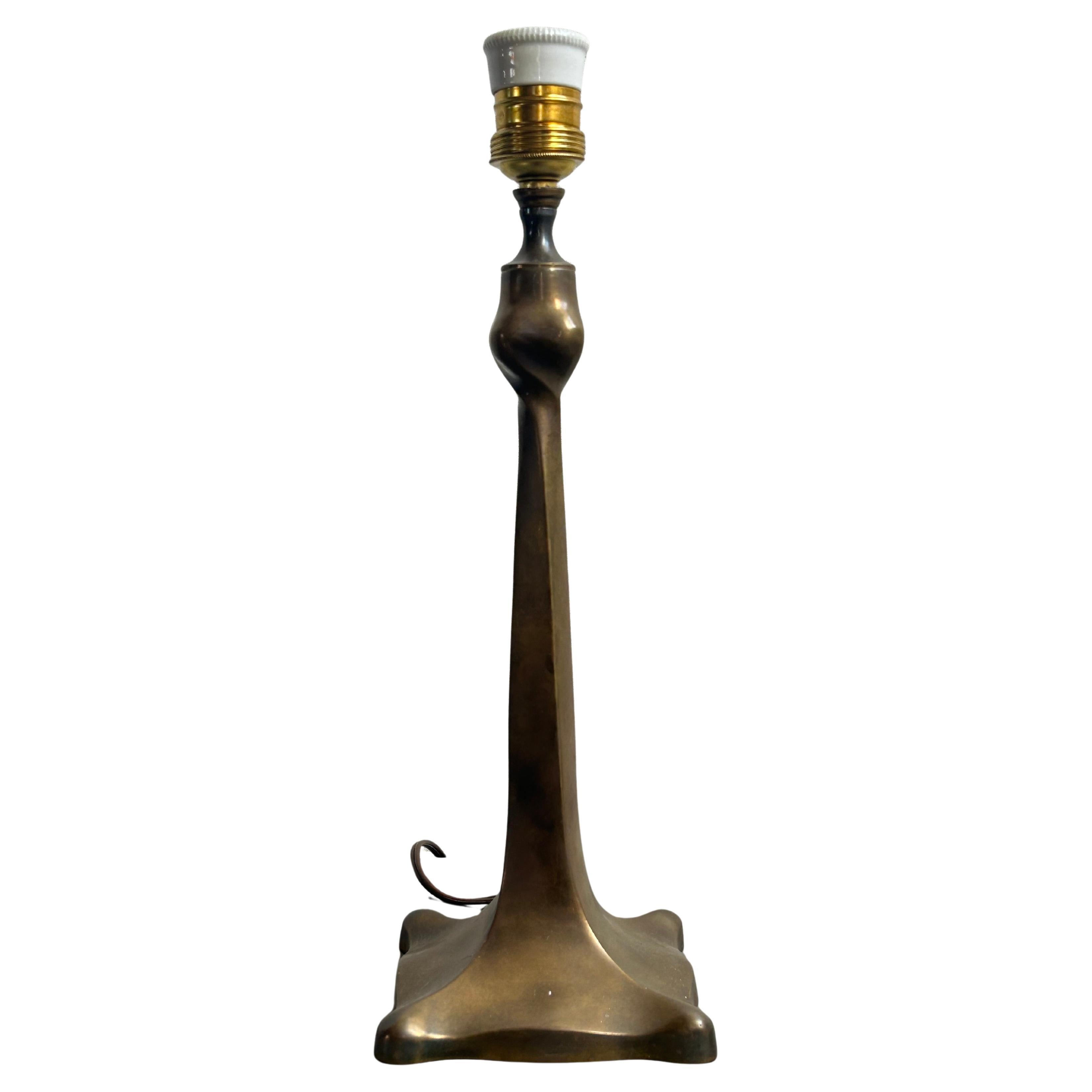Dänische Jugendstil-Tischlampe aus Bronze, Anfang 20. Jahrhundert, um 1910