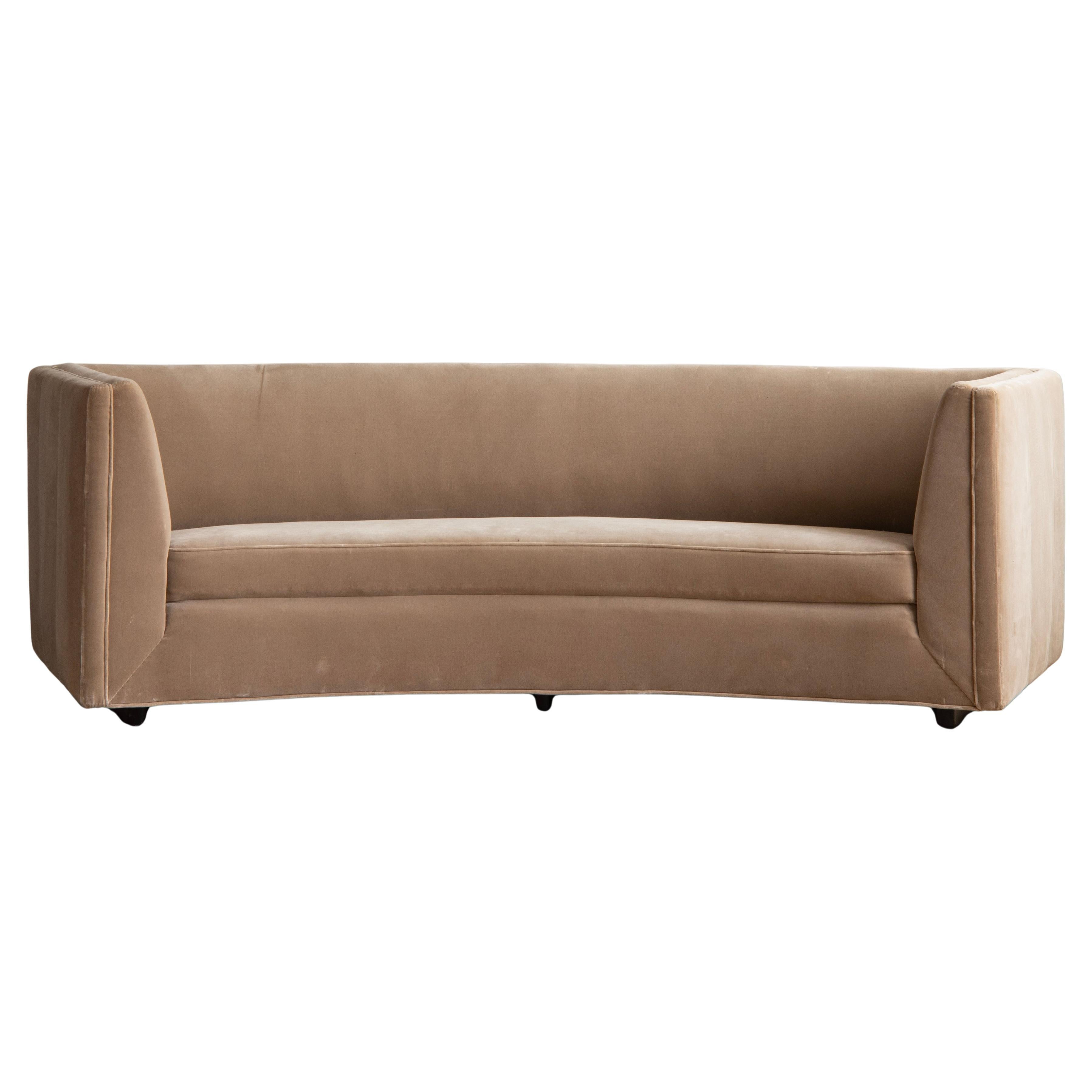 Early 20th Century Danish Curved Sofa en vente