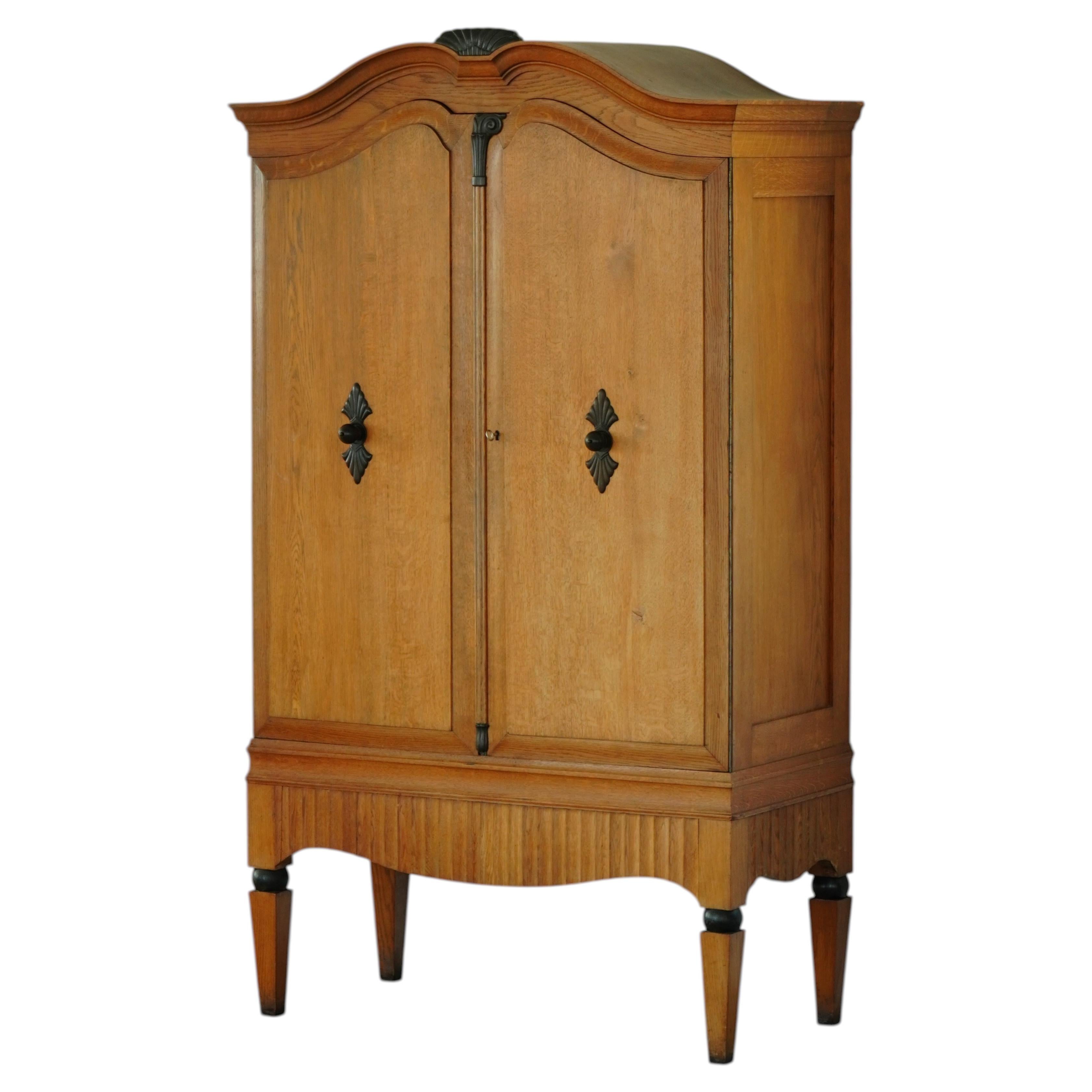 Early 20th Century, Danish Oak Art Deco Cabinet with Hand-Carved Details, 1930s