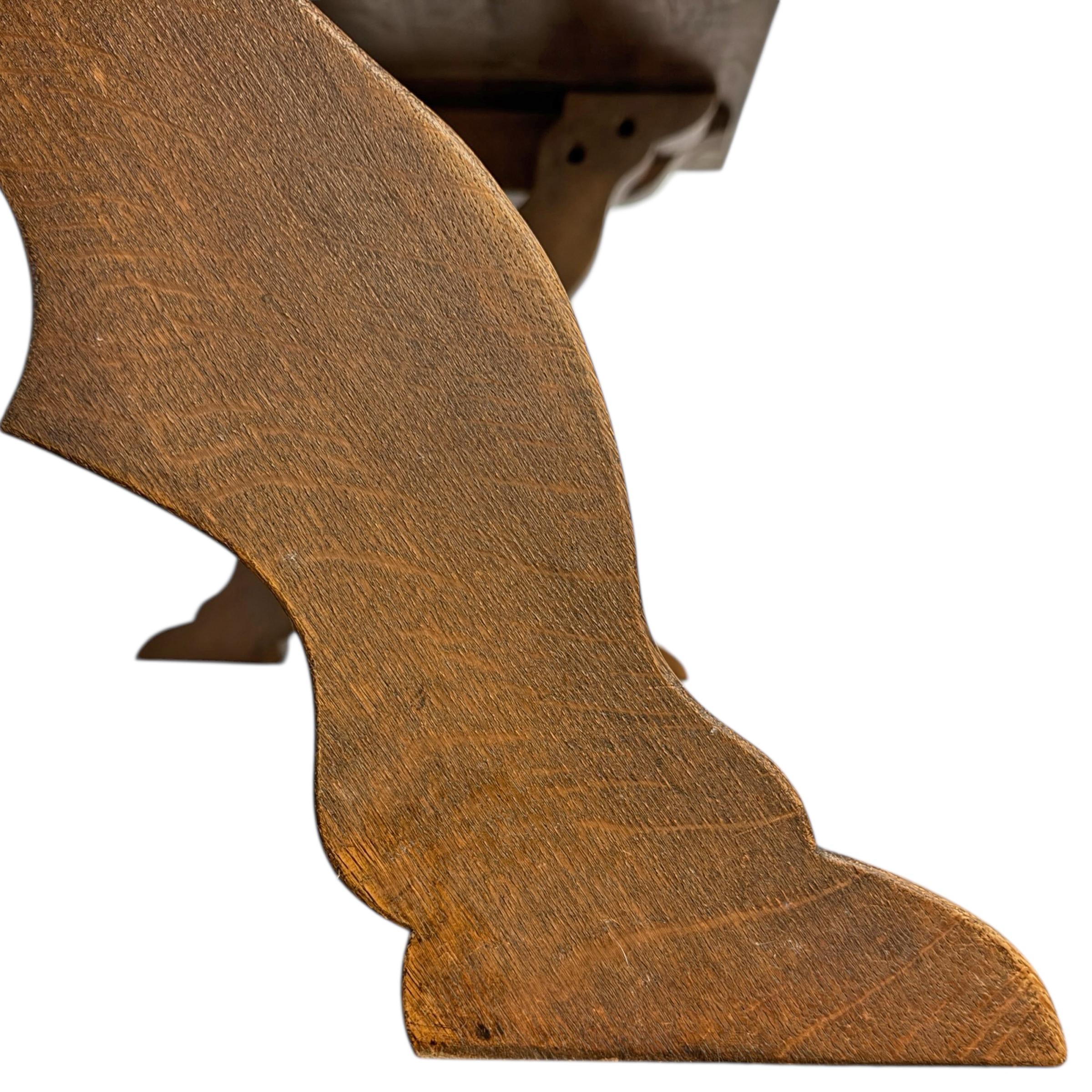 Mesa caballete danesa de roble de principios del siglo XX en venta 8