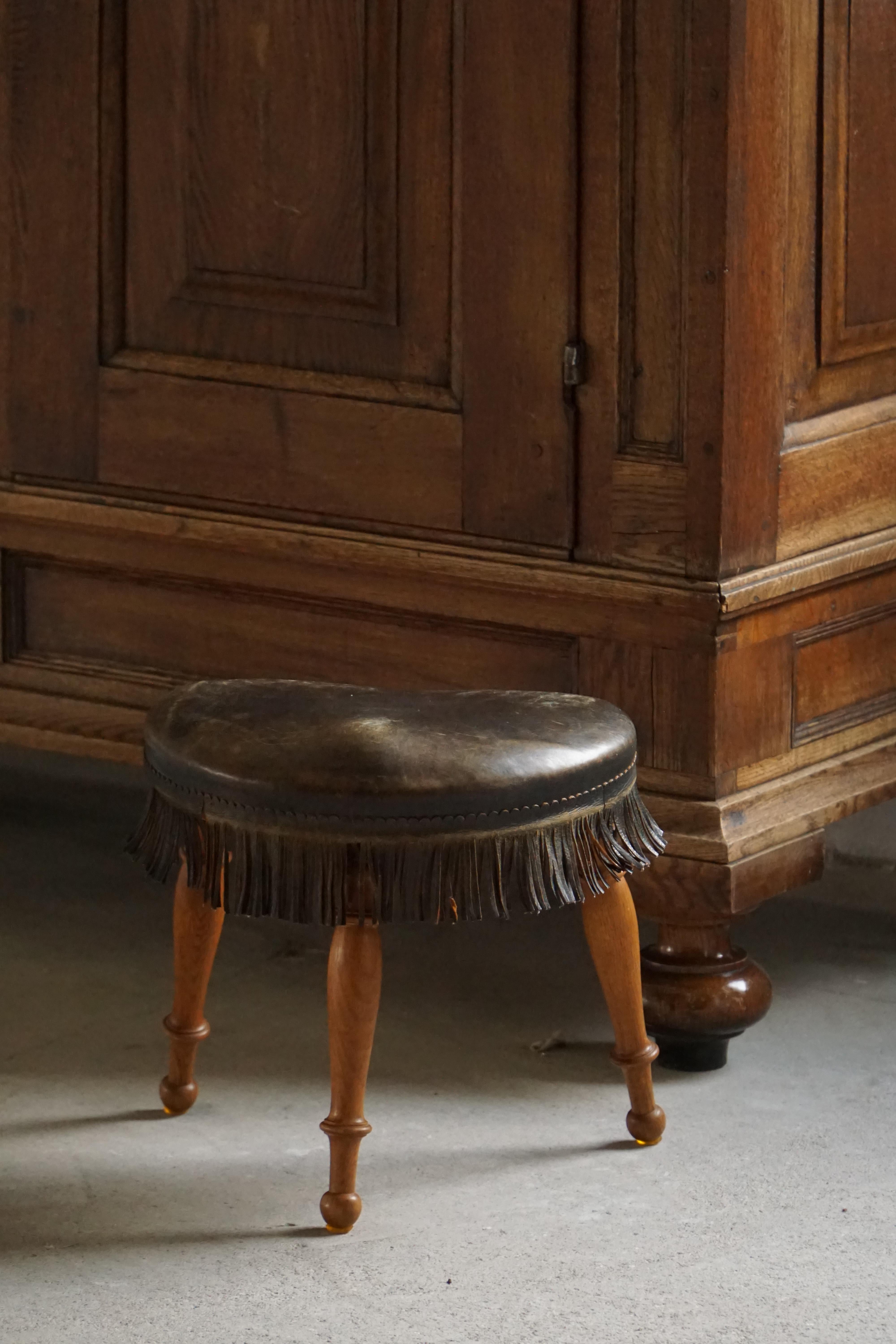 Early 20th Century, Danish Tripod Oak Stool with Leather Fringe, 1930s For Sale 15