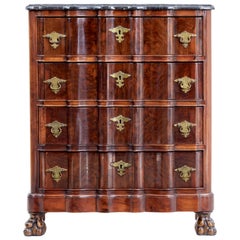 Commode en noyer danois du début du XXe siècle à dessus en marbre