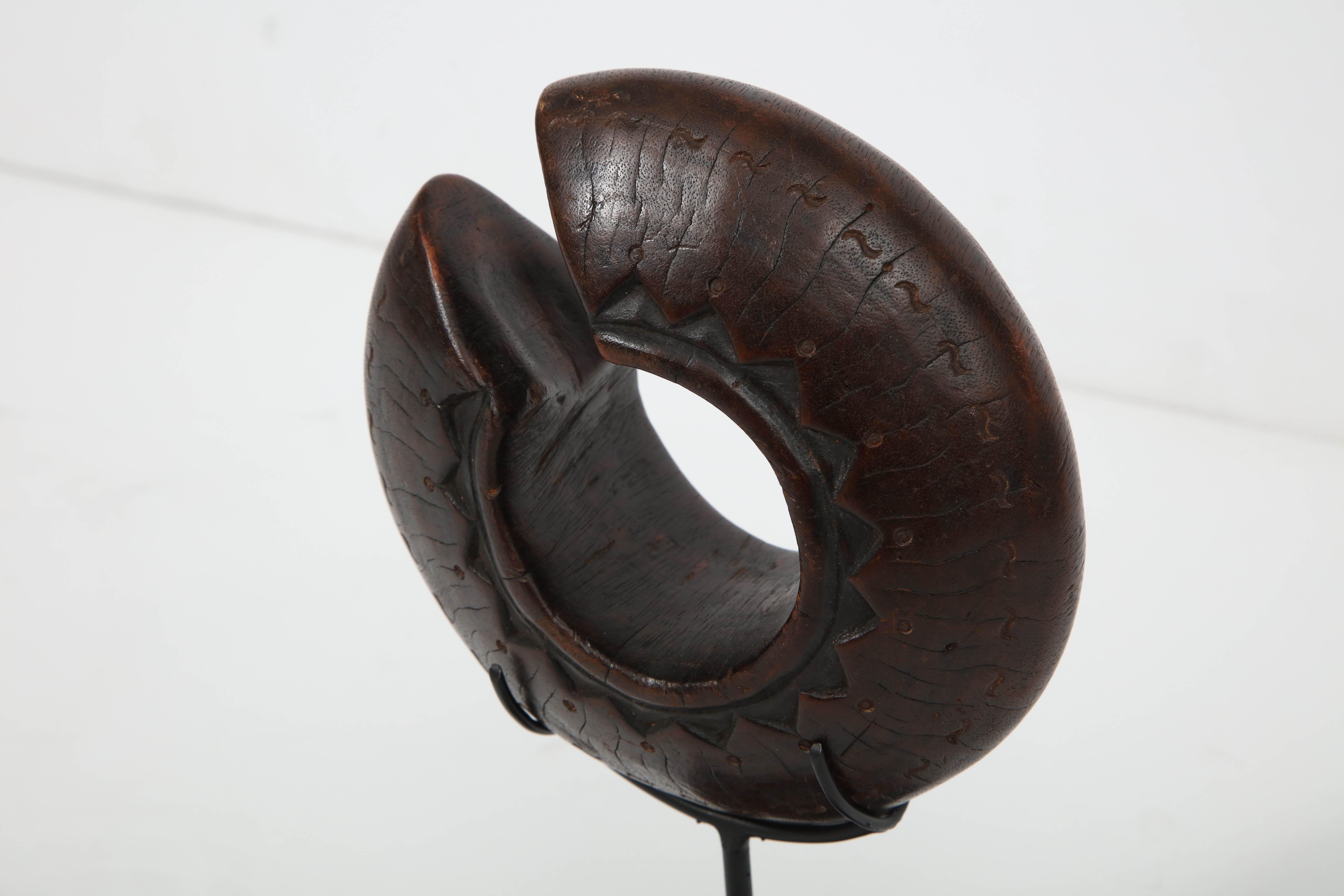 Early 20th Century Danka Wood Bracelet on Later Iron Stand For Sale 2