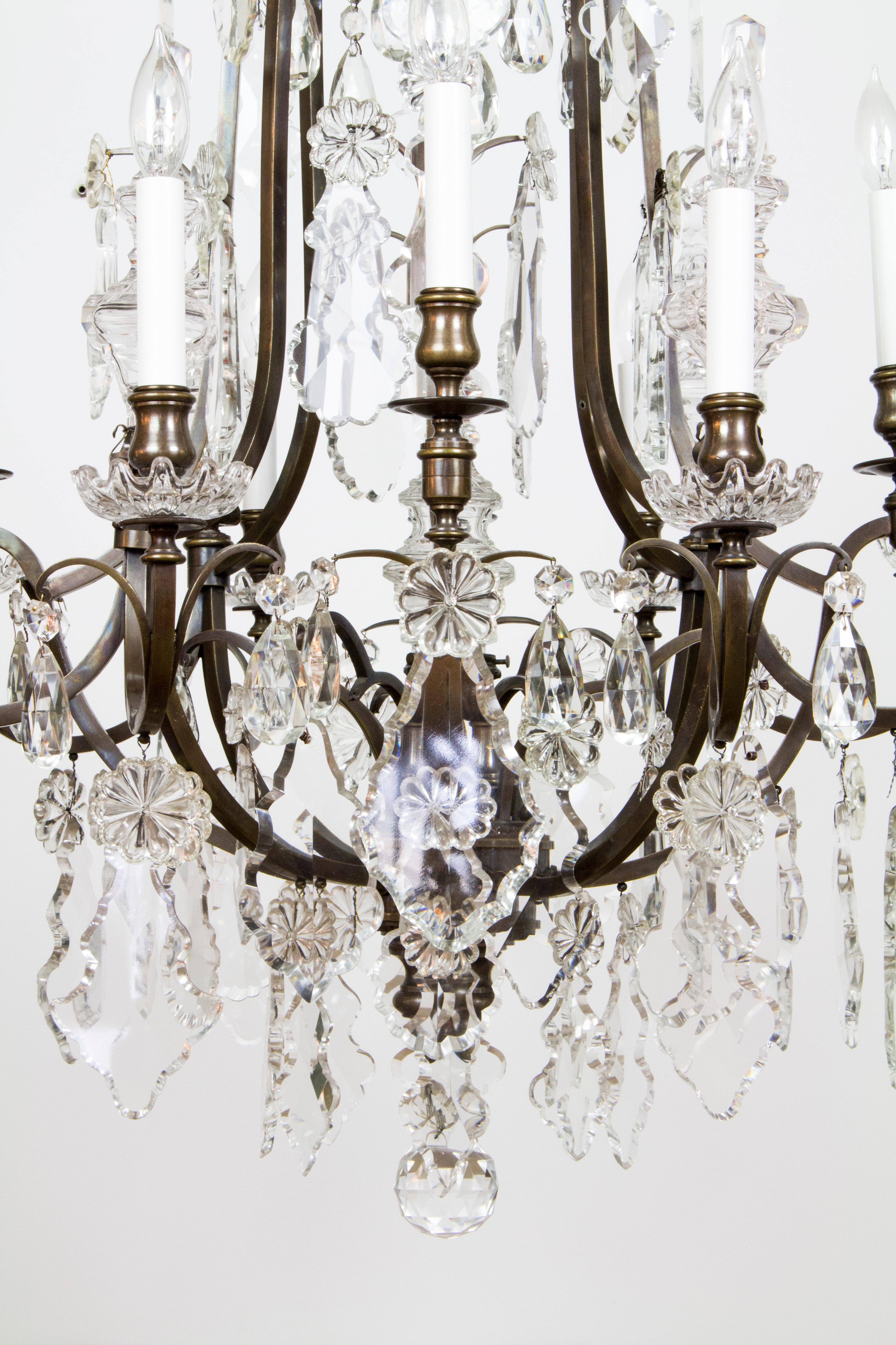Early 20th Century Dark Bronze and Crystal Louis XV Chandelier For Sale 2