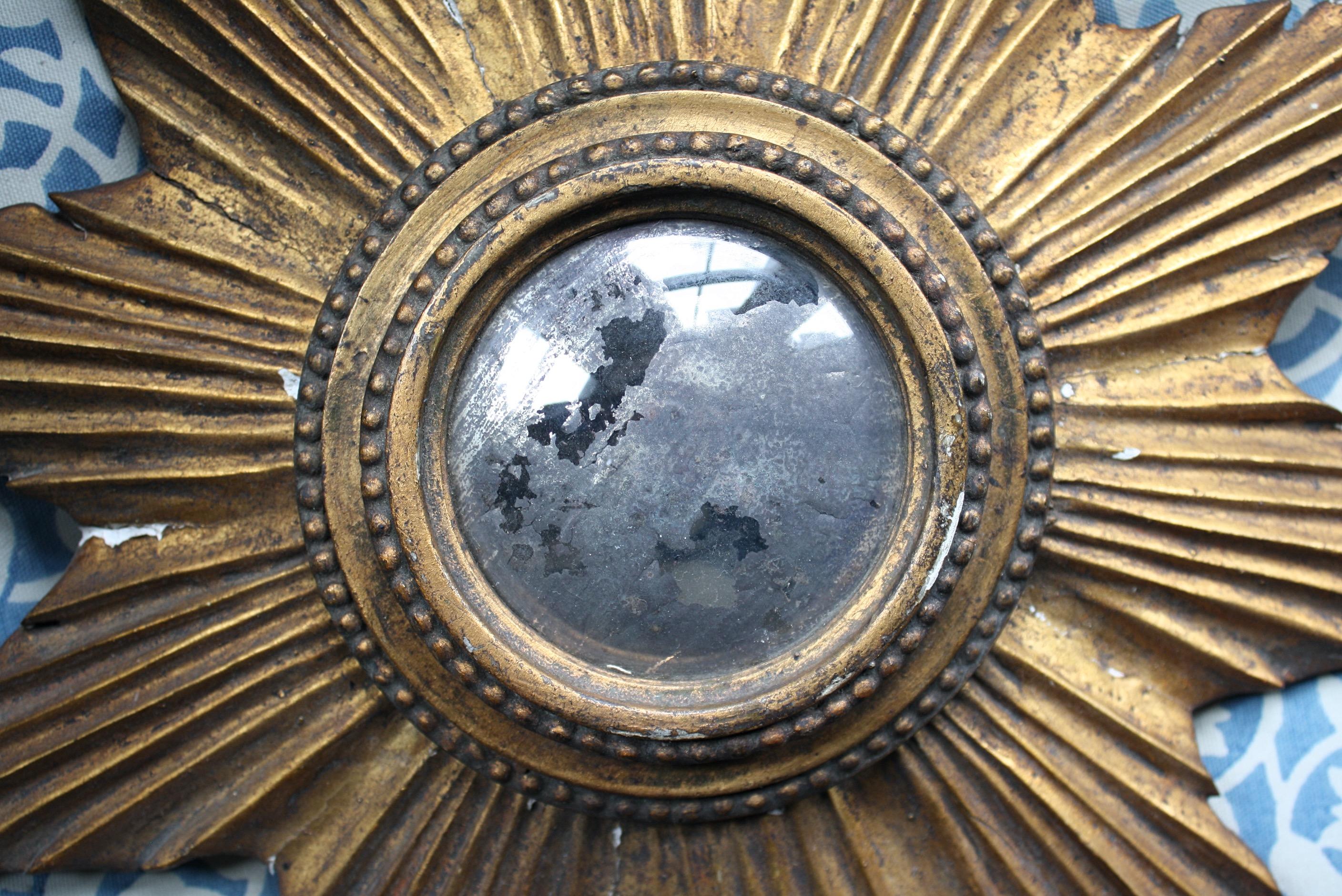 Early 20th Century Decorative European Sun Burst Convex Gilt Mirror 5