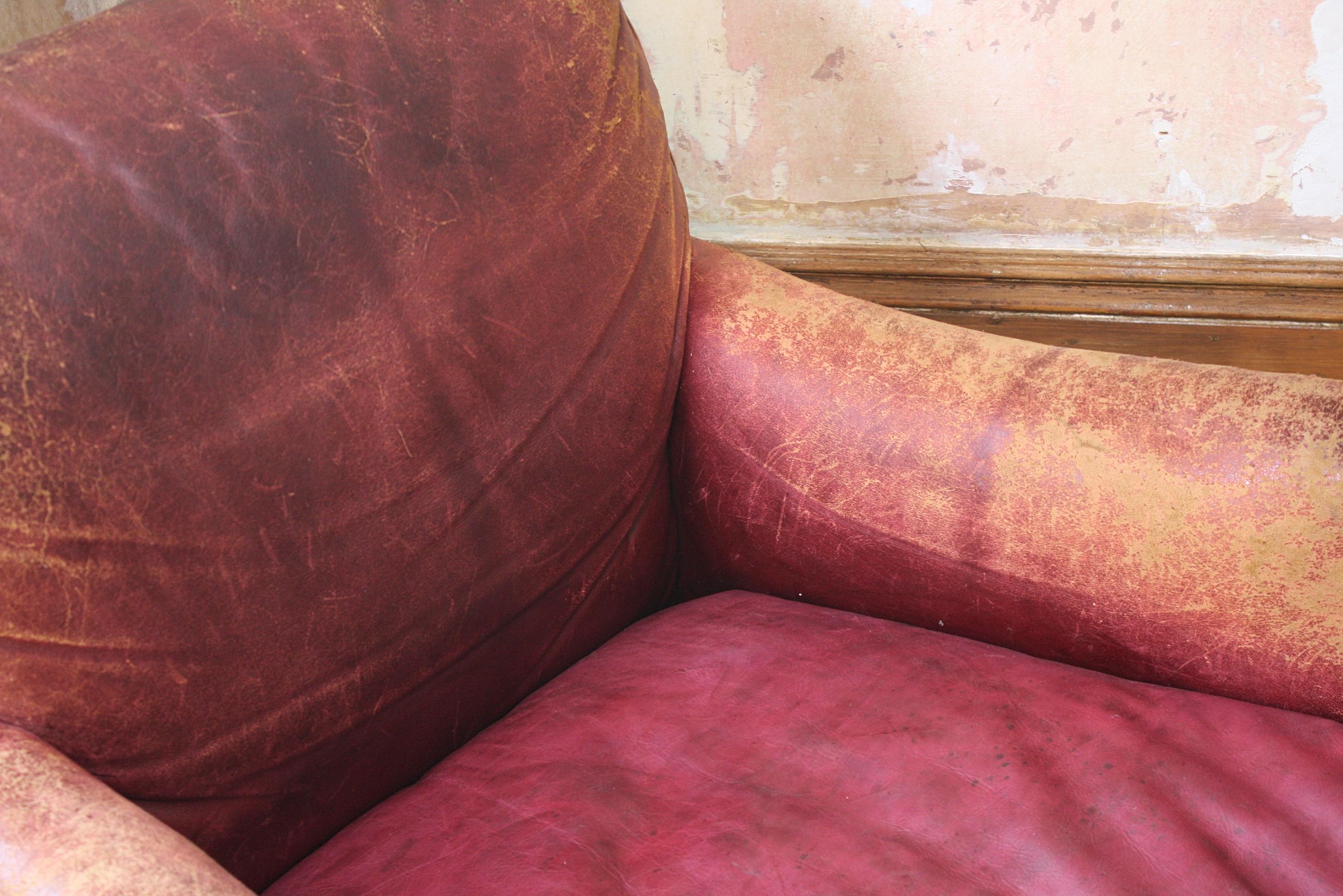 Early 20th Century Deep Seated Howard & Son Style Red Leather Armchair 2