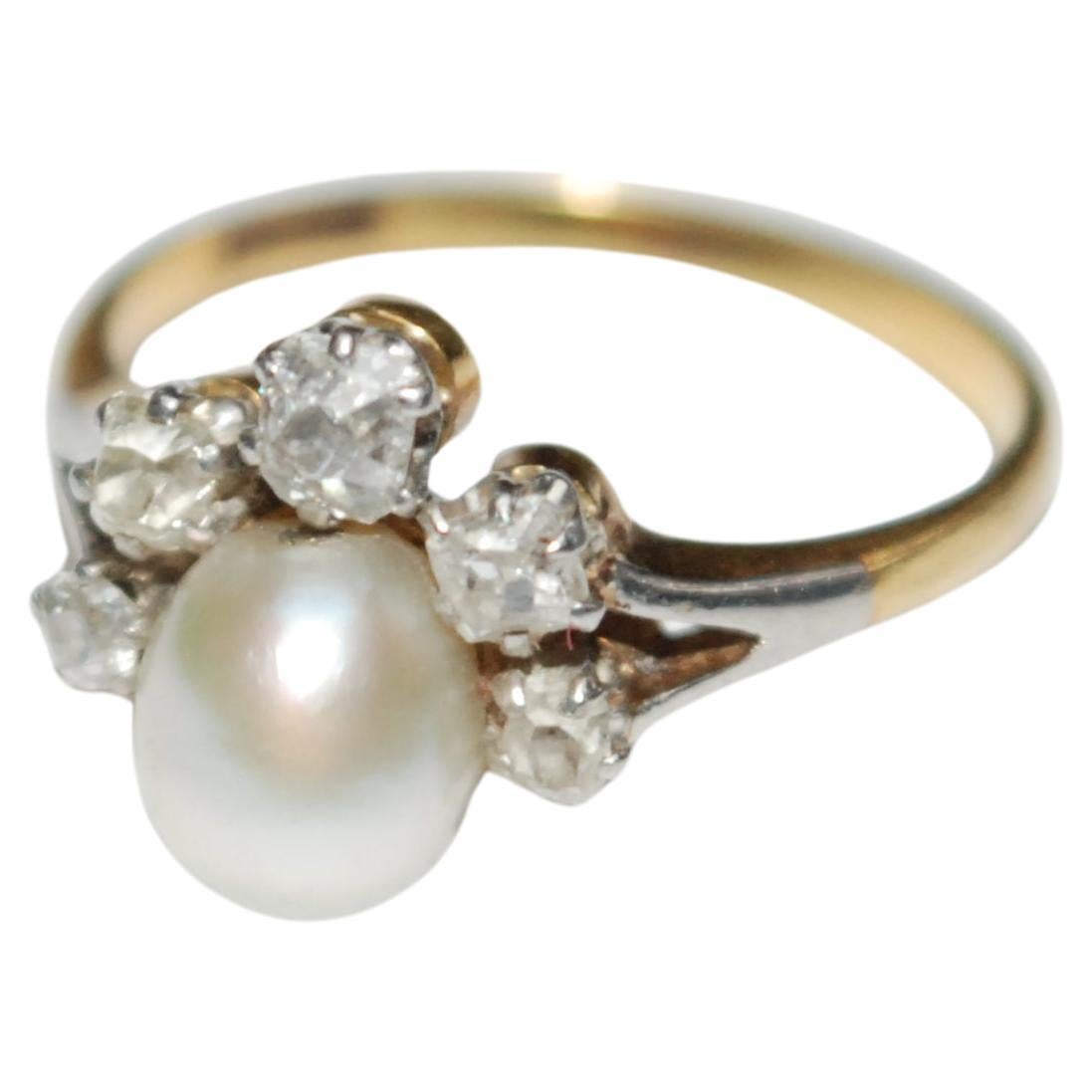 Early 20th Century Diamond and Pearl Ring