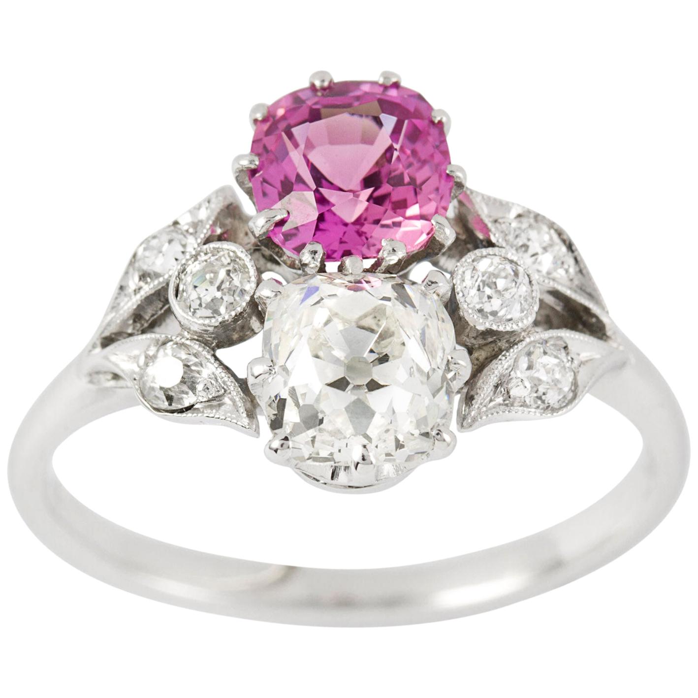 Ring mit Diamant und rosa Saphir aus dem frühen 20. Jahrhundert