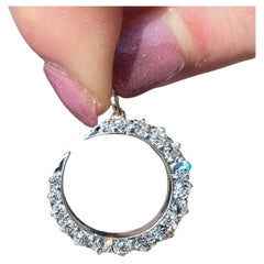 Ciondolo a mezzaluna con diamante dei primi del Novecento
