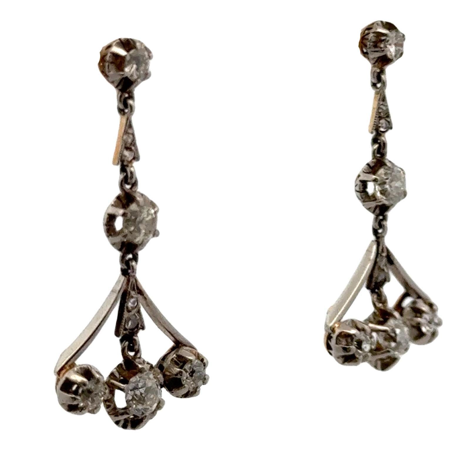 Début du 20e siècle Boucles d'oreilles pendantes en or jaune et platine avec diamants en vente 1