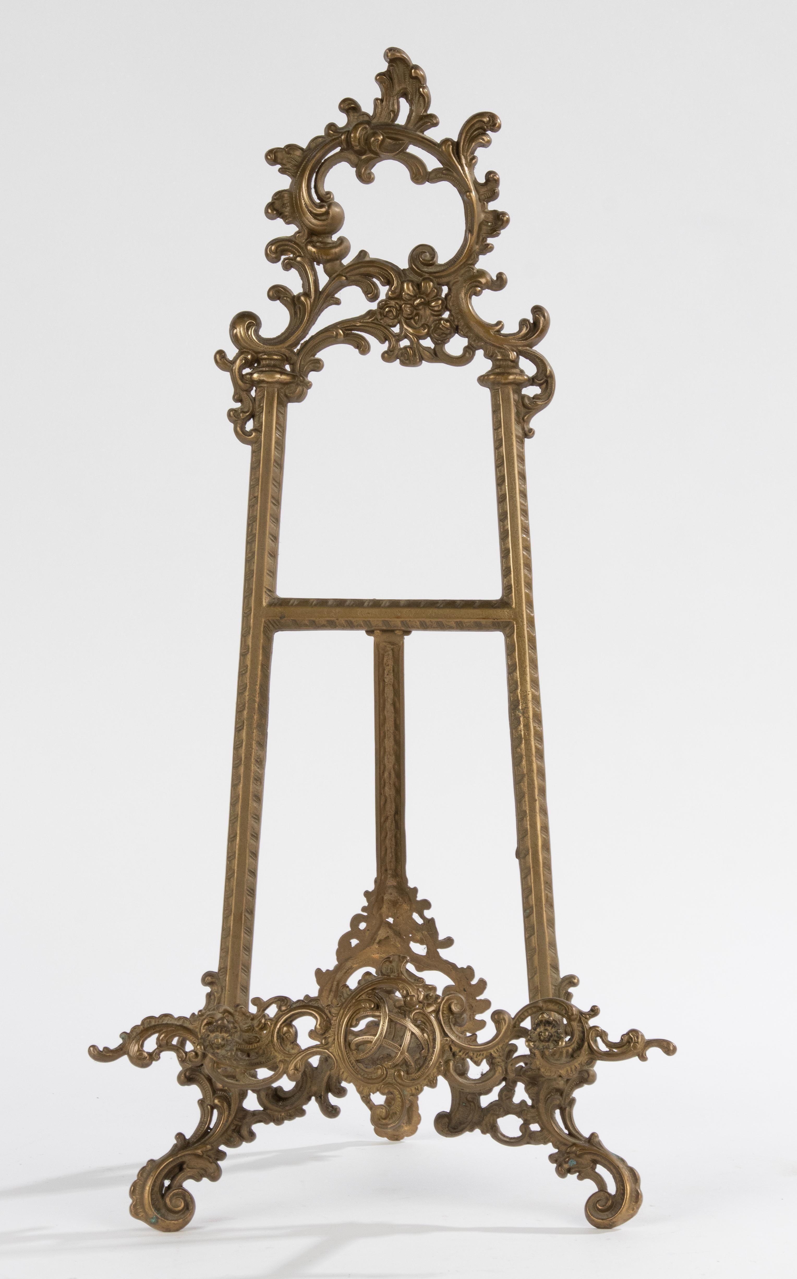 French Early 20th Century Display Stand for Books or Paintings - Brass - Rococo Style  For Sale