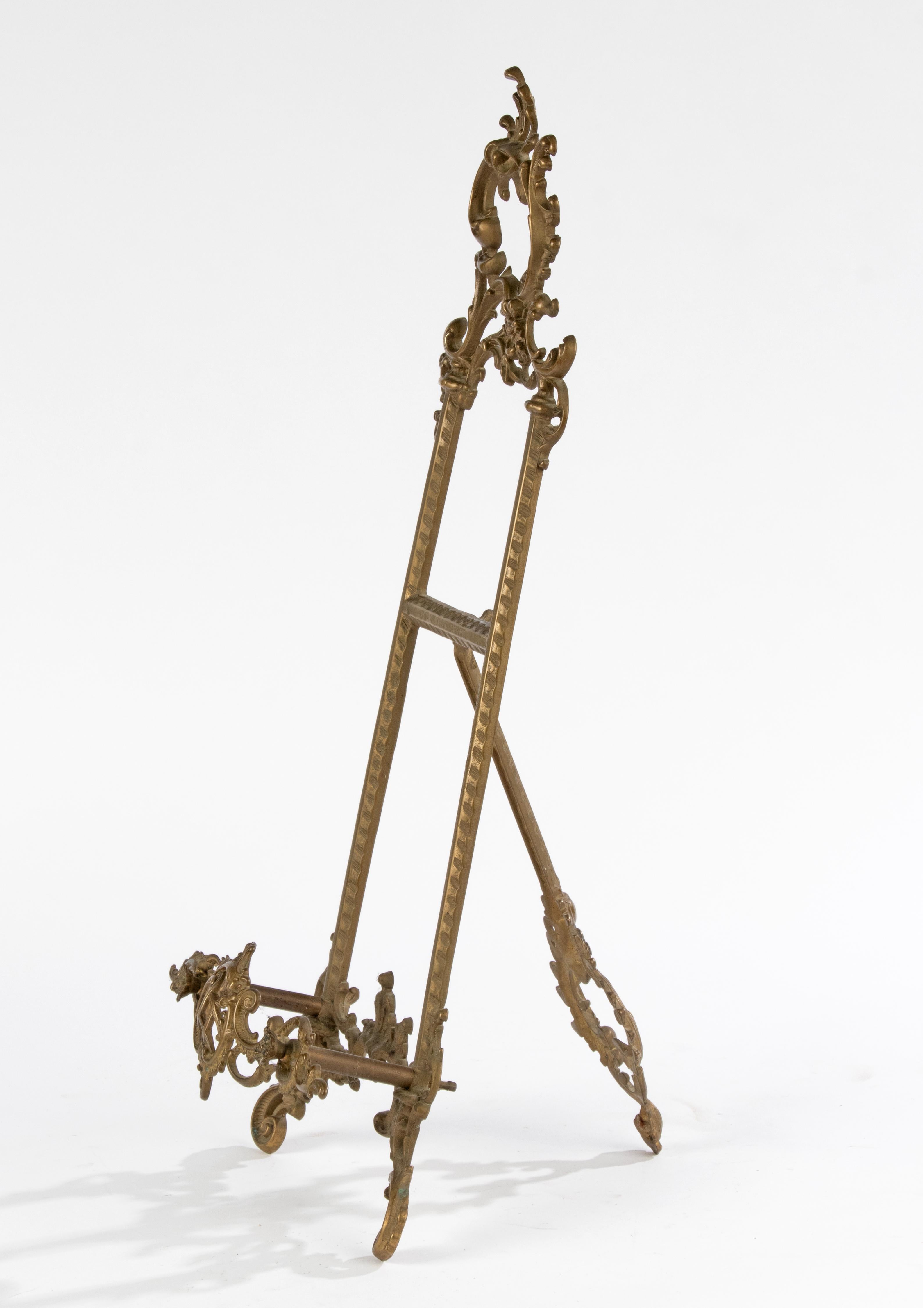 Early 20th Century Display Stand for Books or Paintings - Brass - Rococo Style  For Sale 2