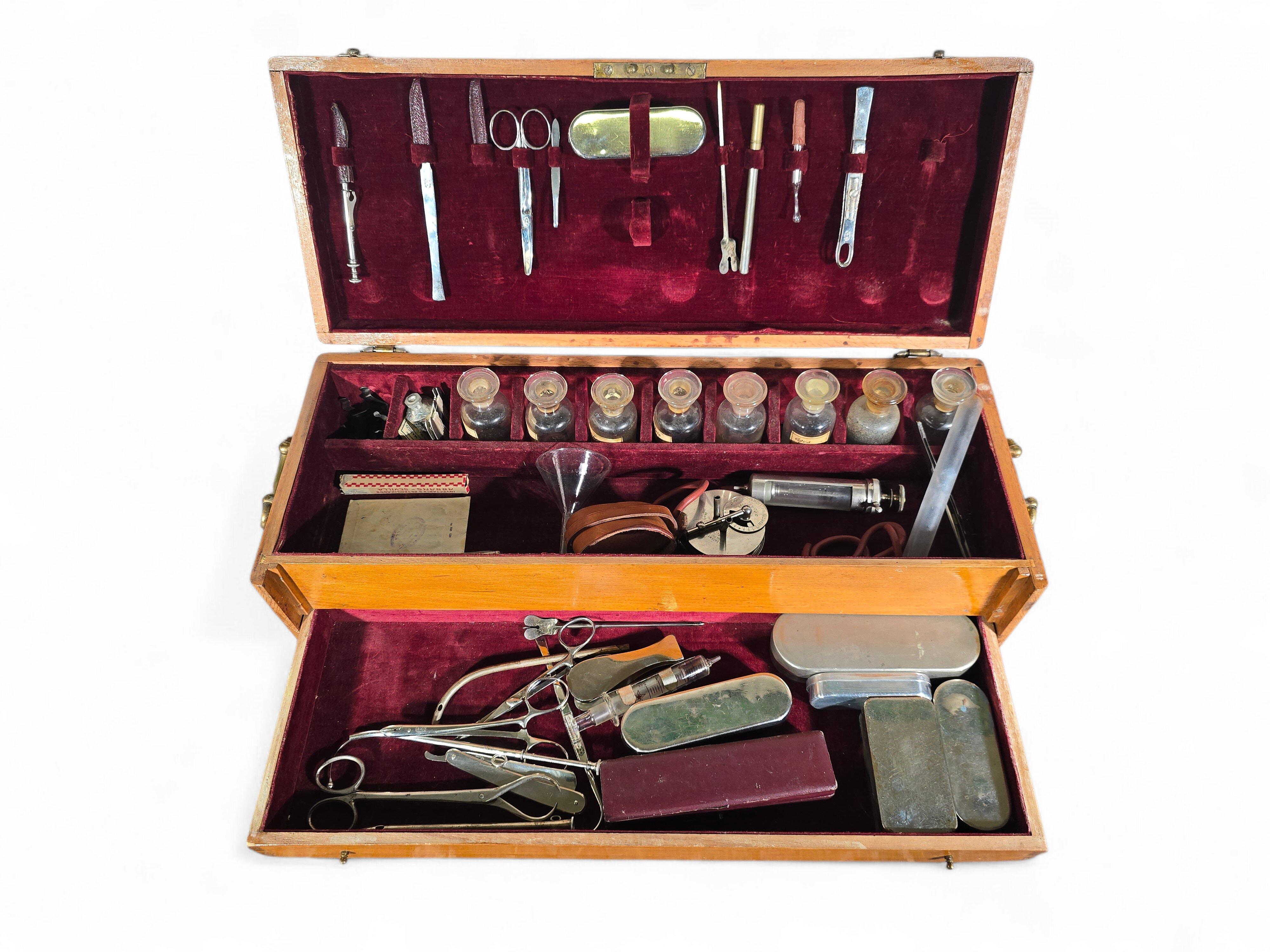 Early 20th Century Doctor’s Medical Box with Instruments For Sale at ...