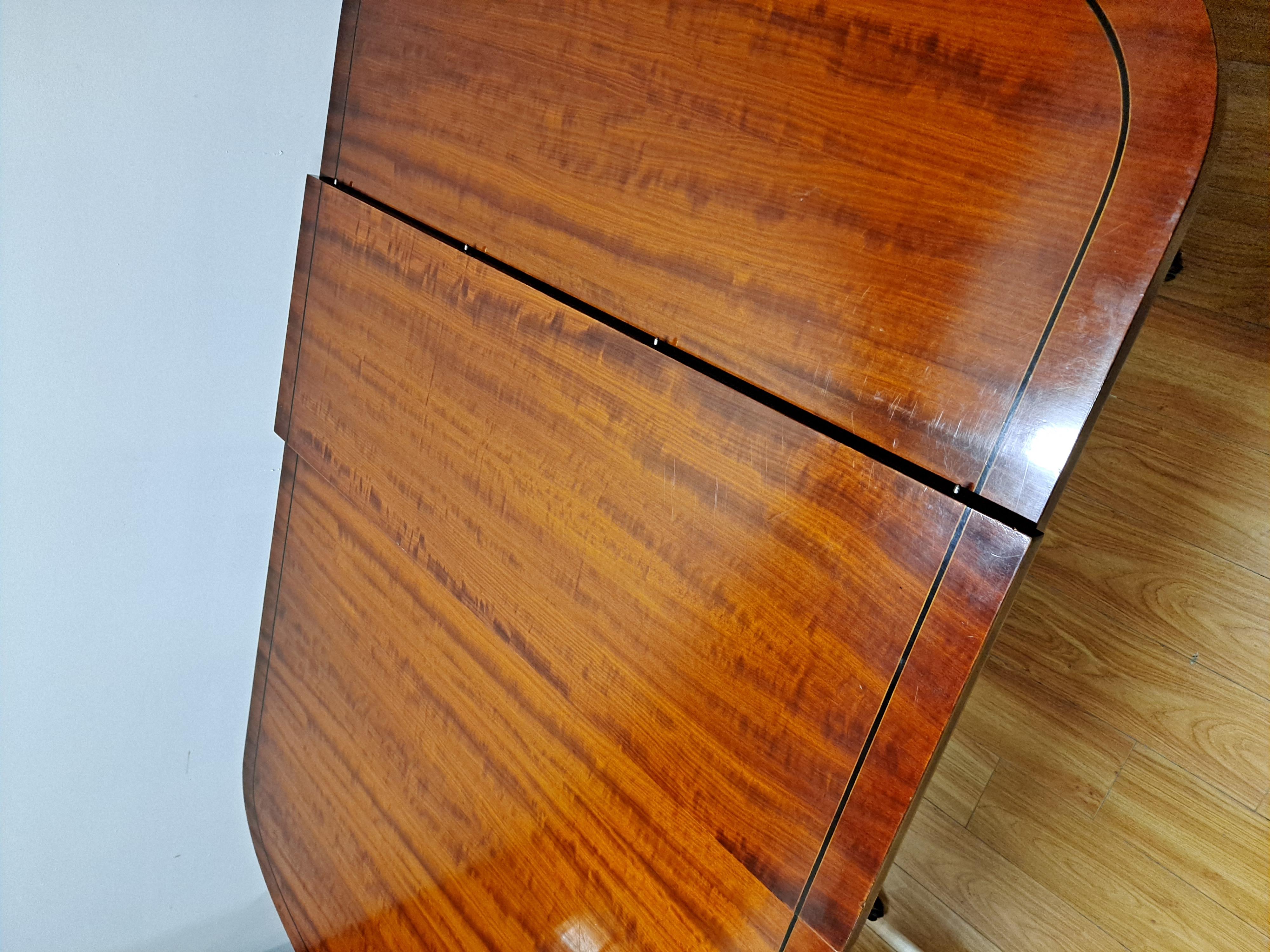 Early 20th Century Double Pedestal Mahogany Table with Extension Leaf For Sale 1