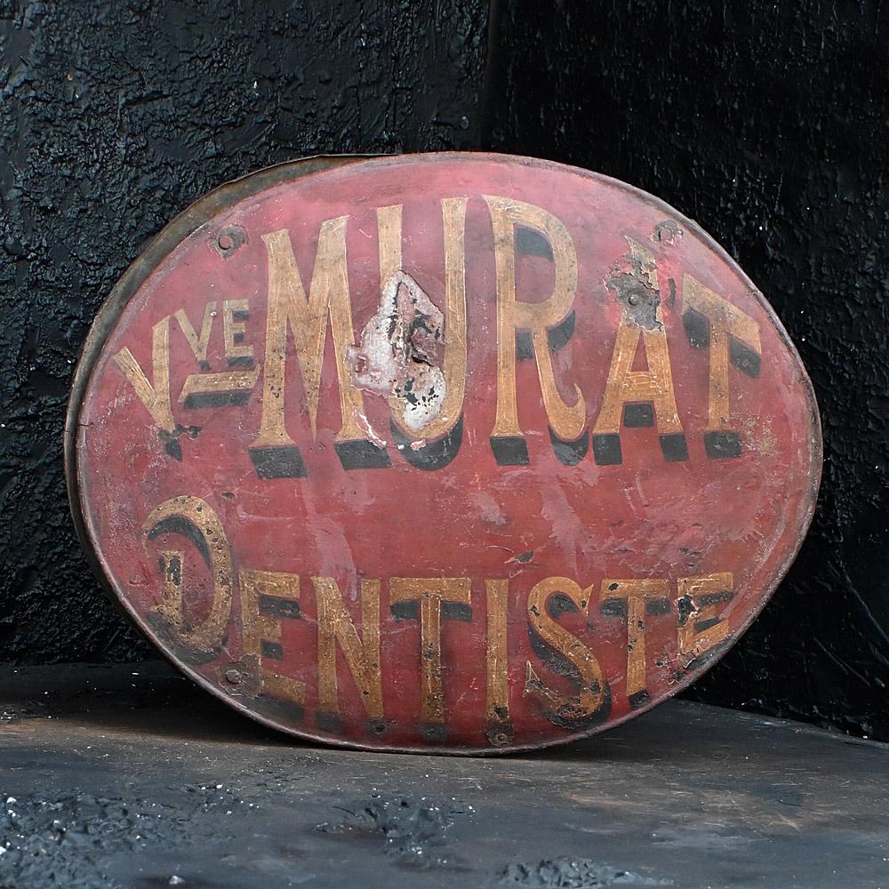 Anfang des 20. Jahrhunderts Doppelseitiges Toleware-Schild für französische Zahnärzte  (Frühes 20. Jahrhundert) im Angebot