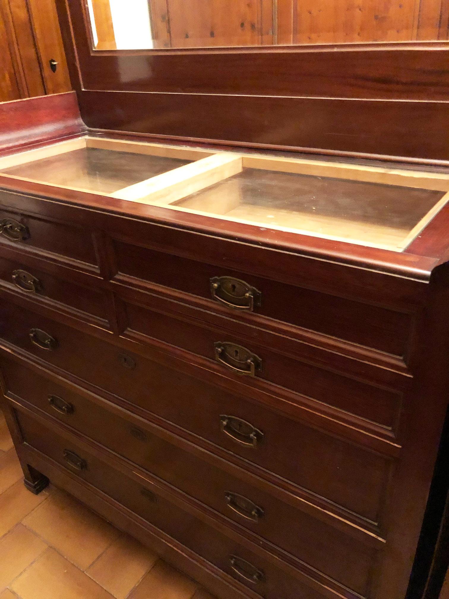 1930's Italian Dresser Drawer in Mahogany and Chestnut, with Mirror Restored 6