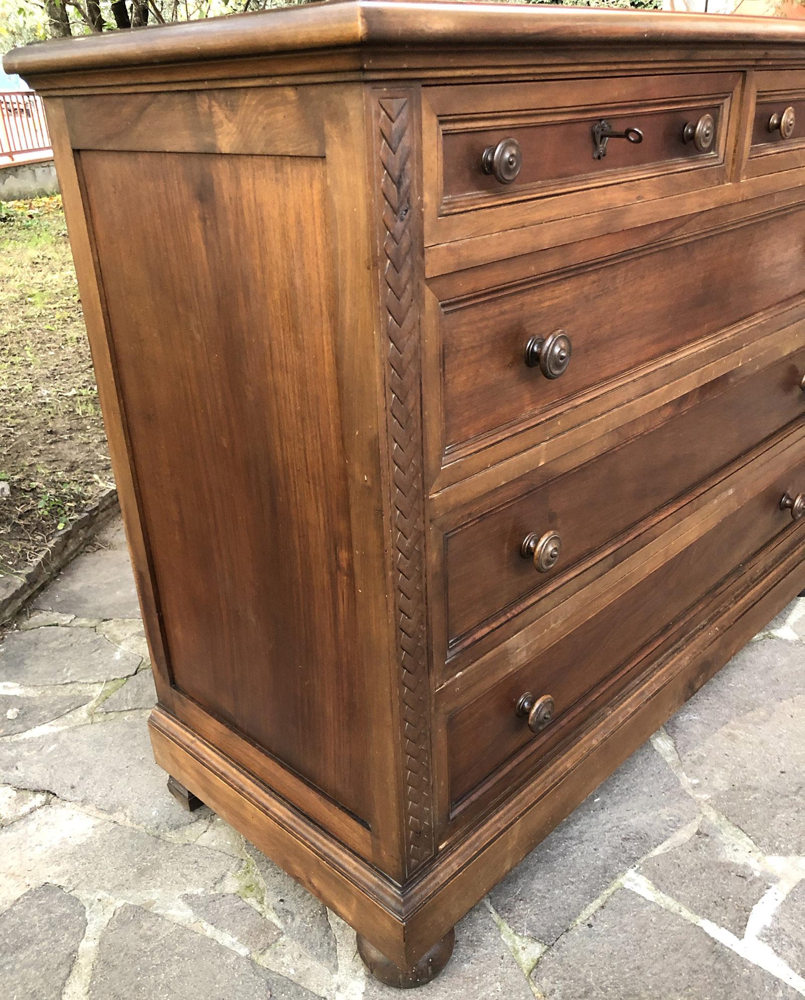 Early 20th Century Dresser Drawer in Walnut Restored Wax Polished from Tuscany In Good Condition In Buggiano, IT