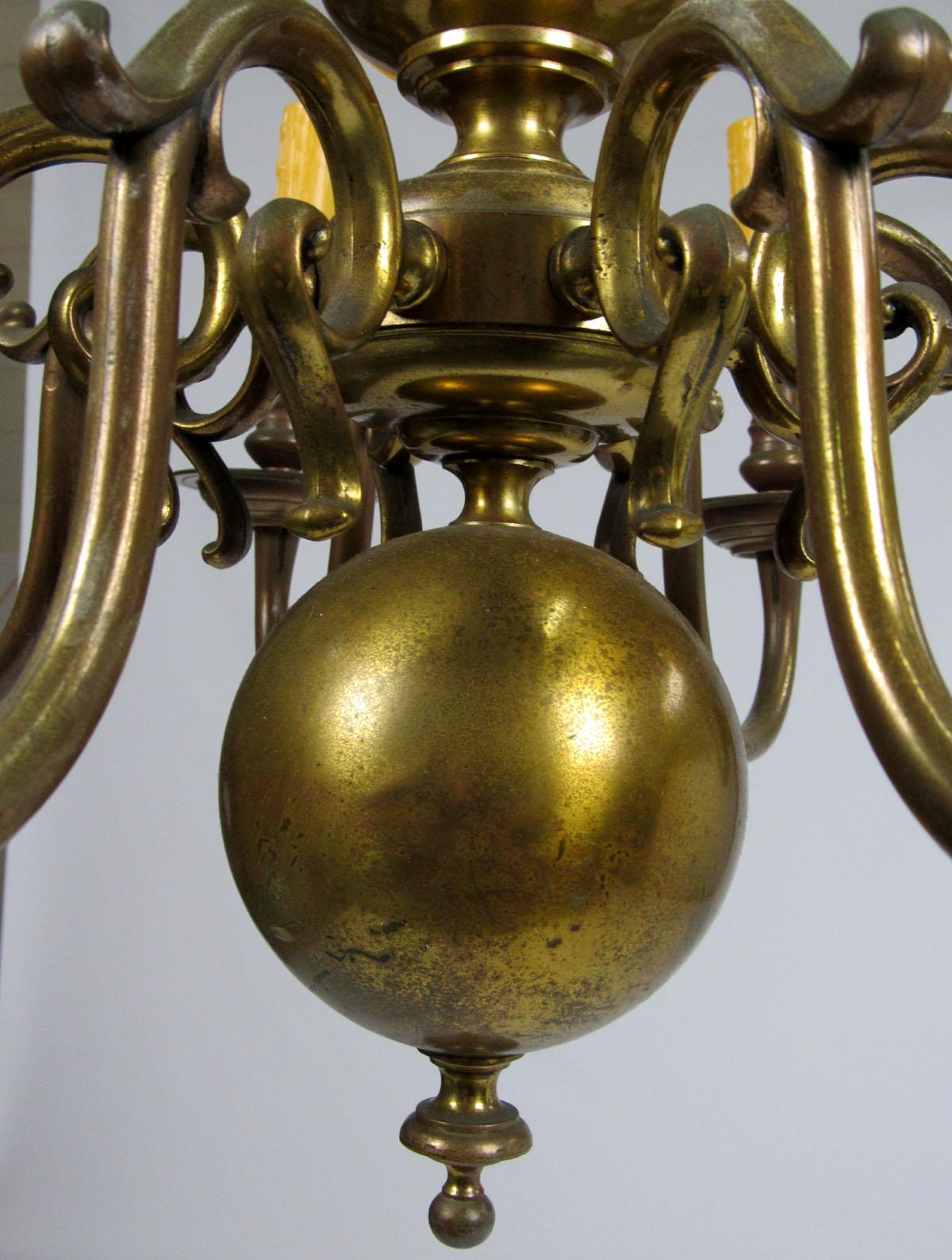 Early 20th Century Dutch Brass Chandelier For Sale 5