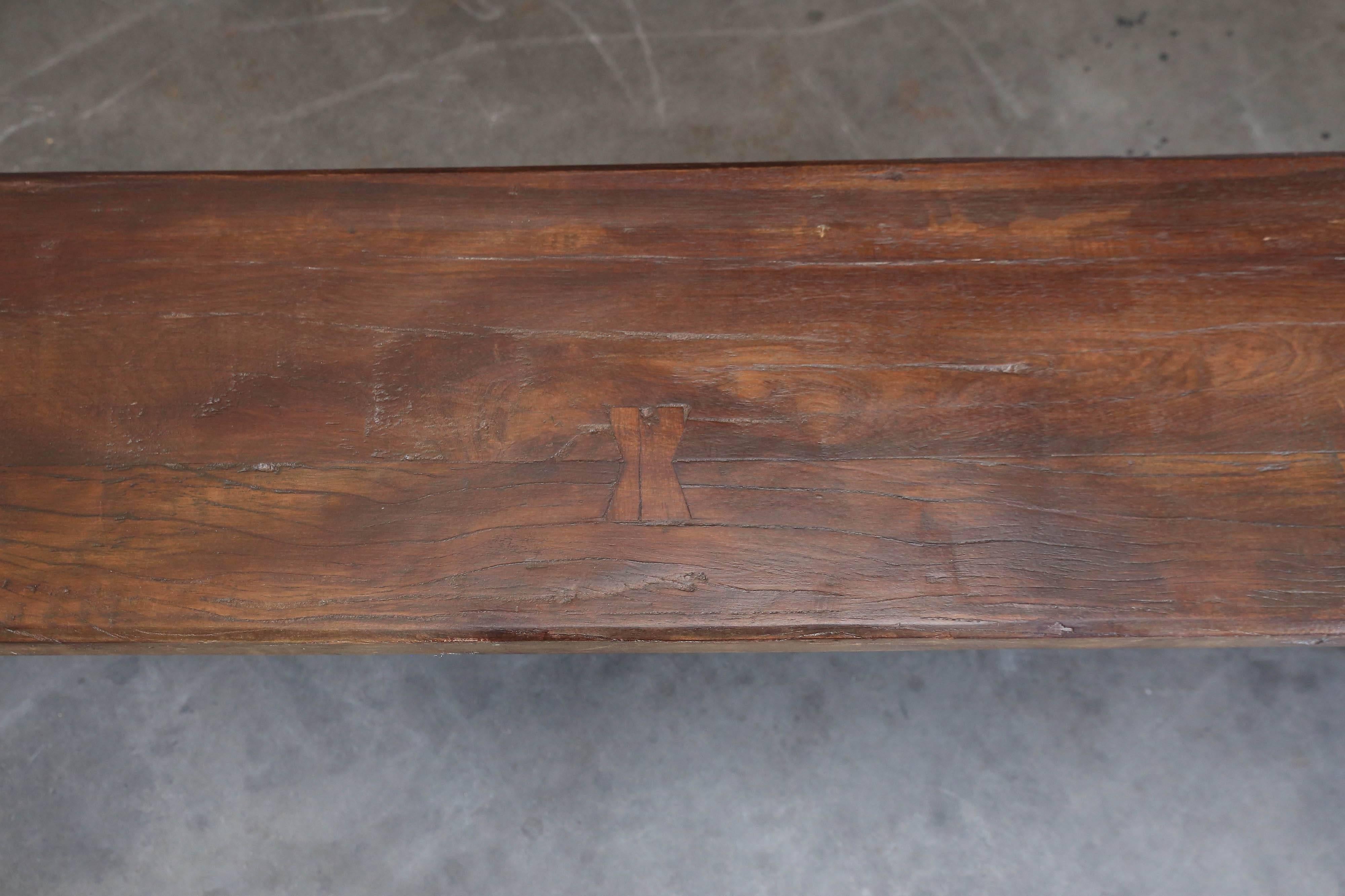Early 20th Century Dutch Colonial Solid Teak Wood Farm Bench In Good Condition In Houston, TX