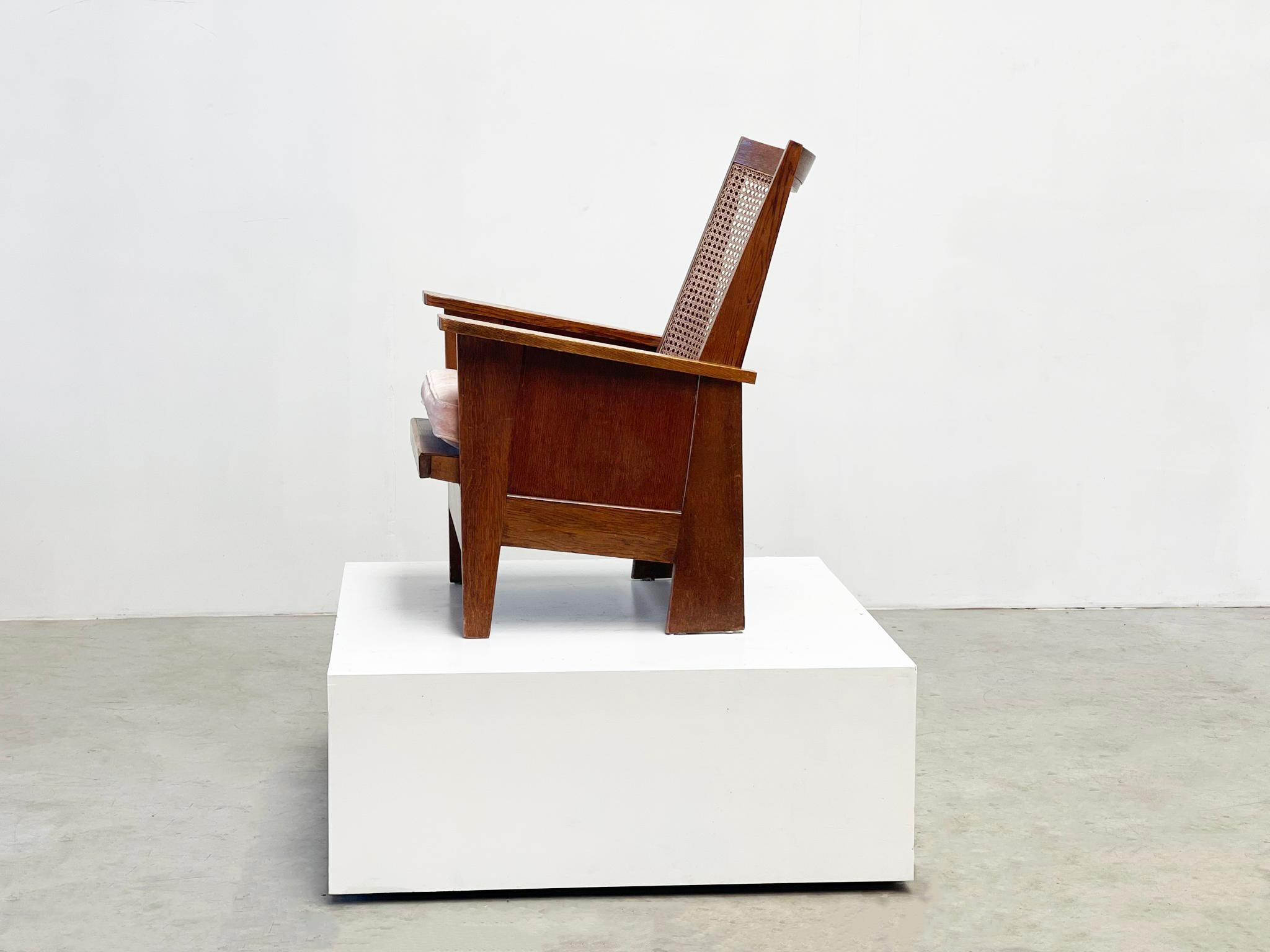 Dutch Early 20th century dutch easy chair For Sale