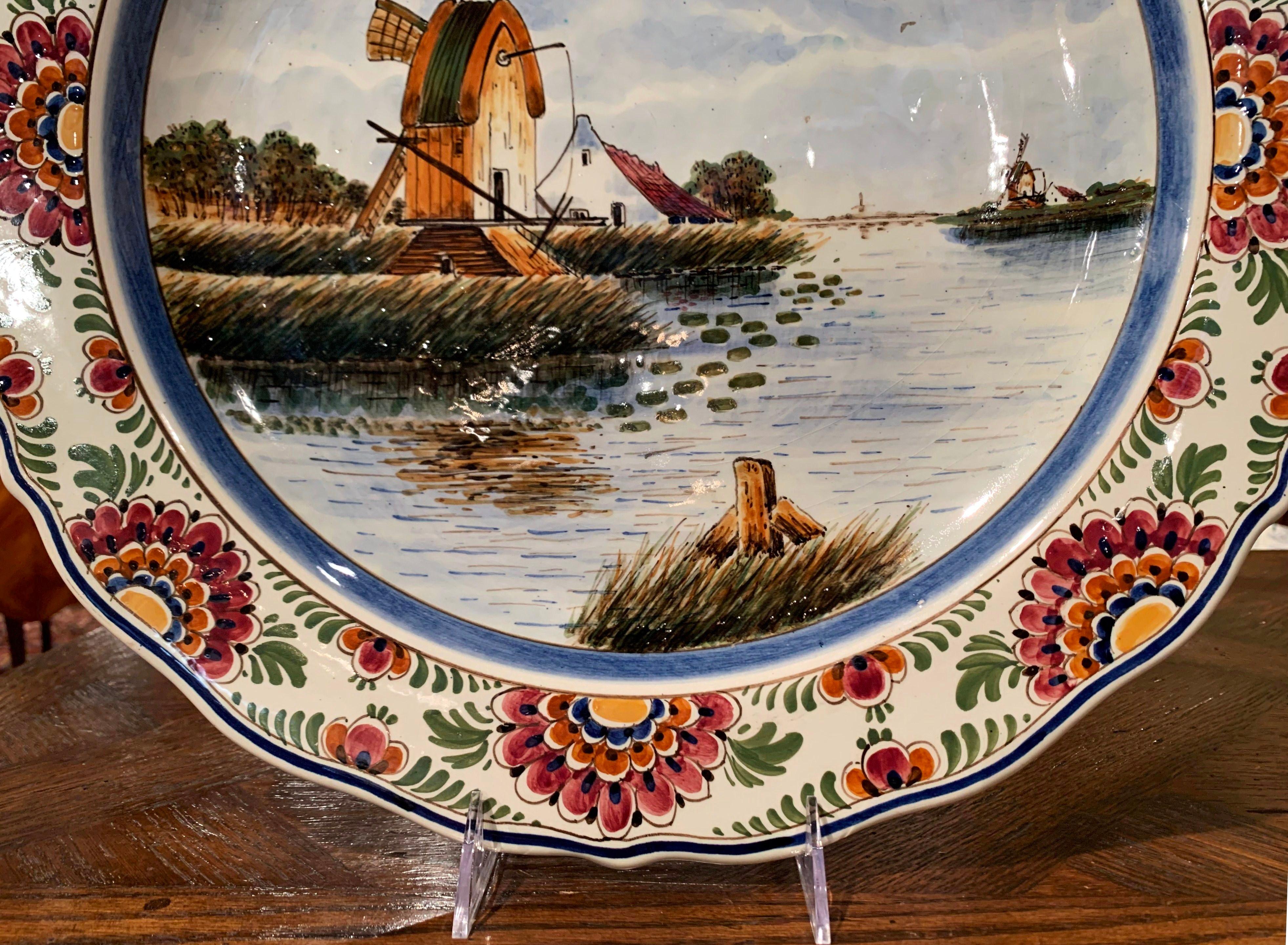 Hand-Painted Early 20th Century Dutch Hand Painted Faience Delft Wall Charger 
