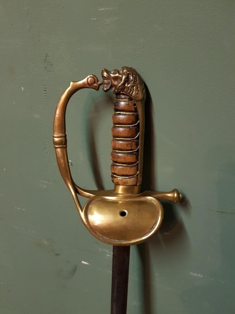 Early 20th Century Dutch Sword with Lion Head marked with W K & C. In Good Condition In Raalte, NL