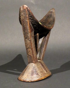 Early 20th Century East African Carved Headrest, Ethiopia (Kambatta People)