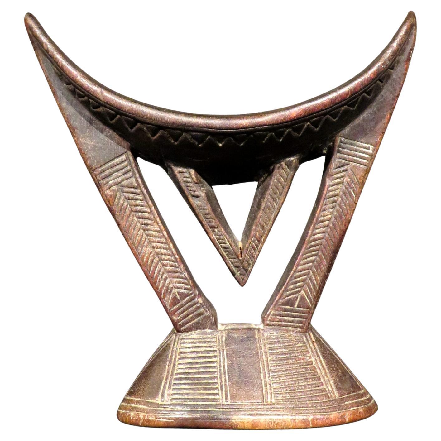 Ostasiatische geschnitzte Kopfstütze des frühen 20. Jahrhunderts, Äthiopien (Kambatta-Volkes)