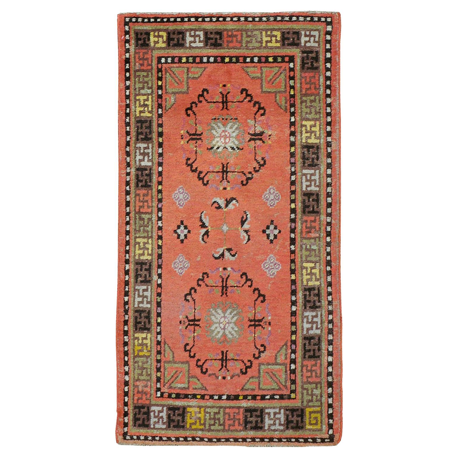 Début du 20e siècle, tapis Khotan du Turkestan oriental